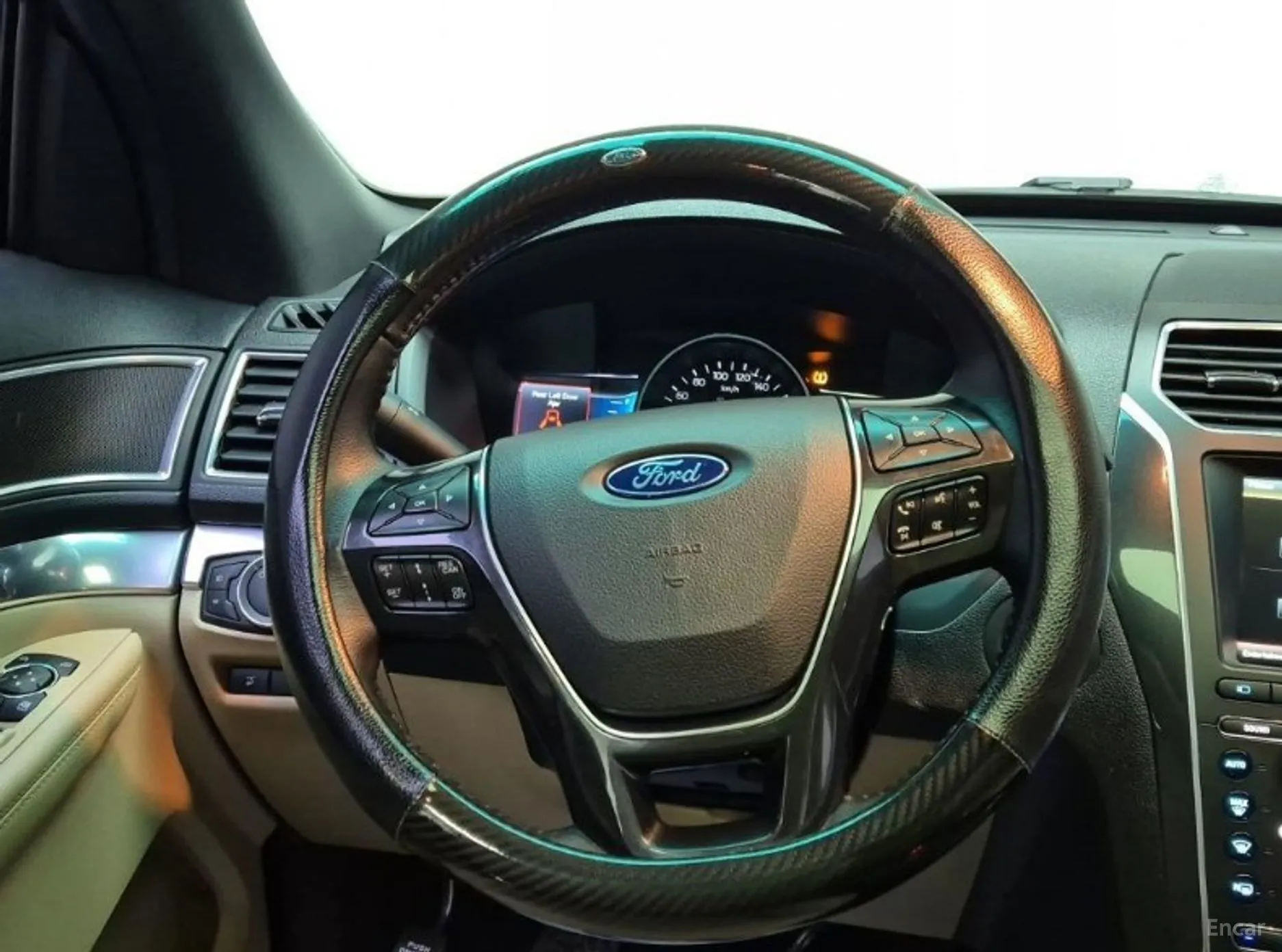 Ford Explorer превью 9