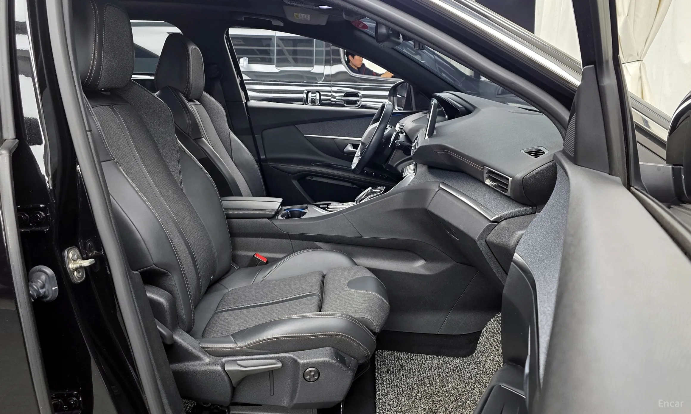 Peugeot 3008 2nd generation превью 11