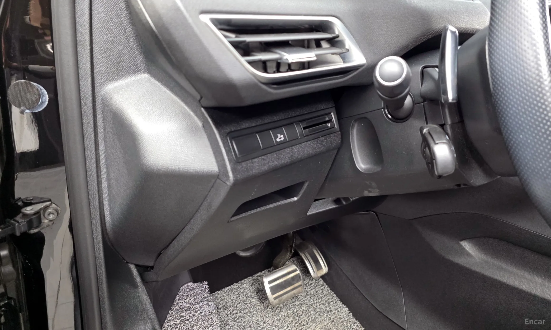 Peugeot 3008 2nd generation превью 18