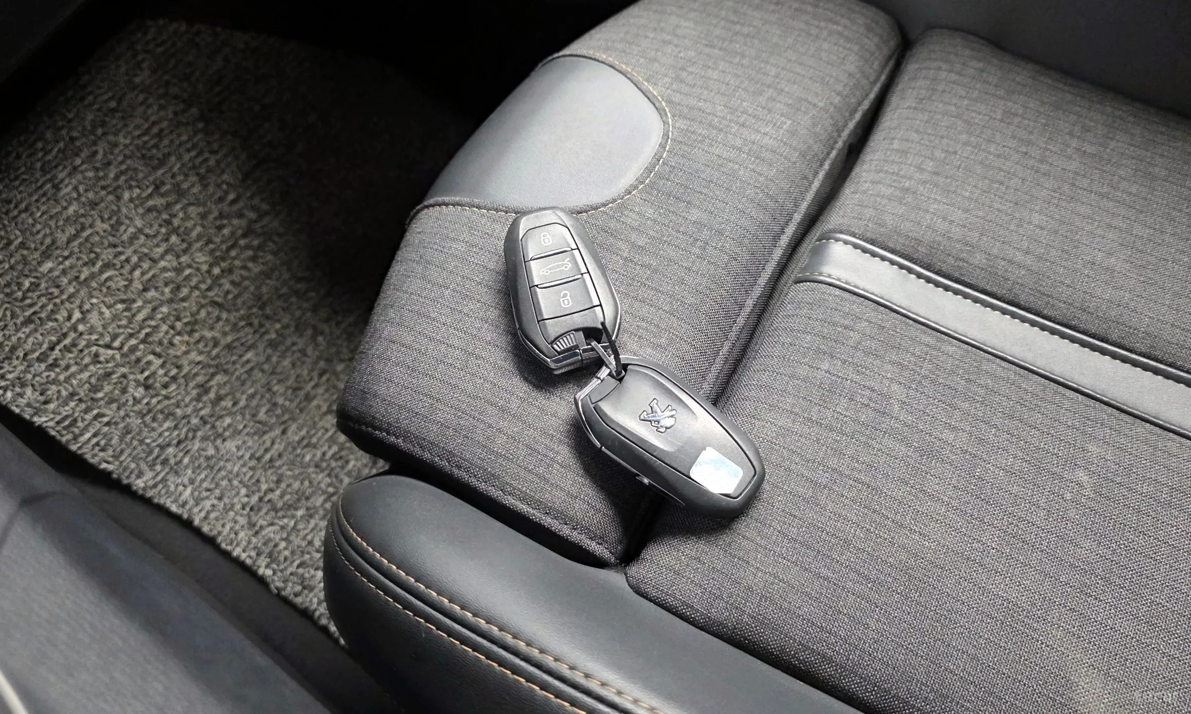 Peugeot 3008 2nd generation превью 19