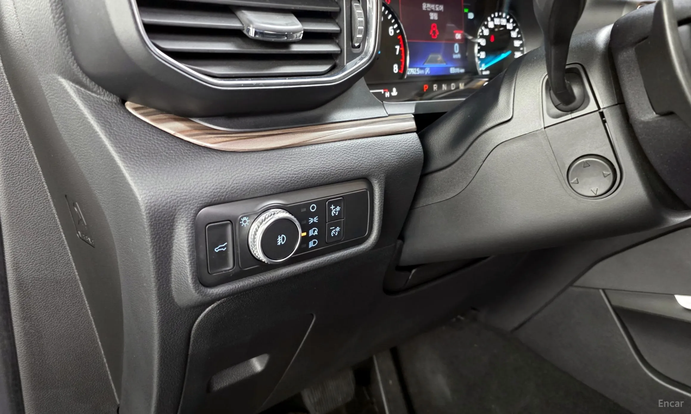 Ford Explorer 6th Generation превью 17