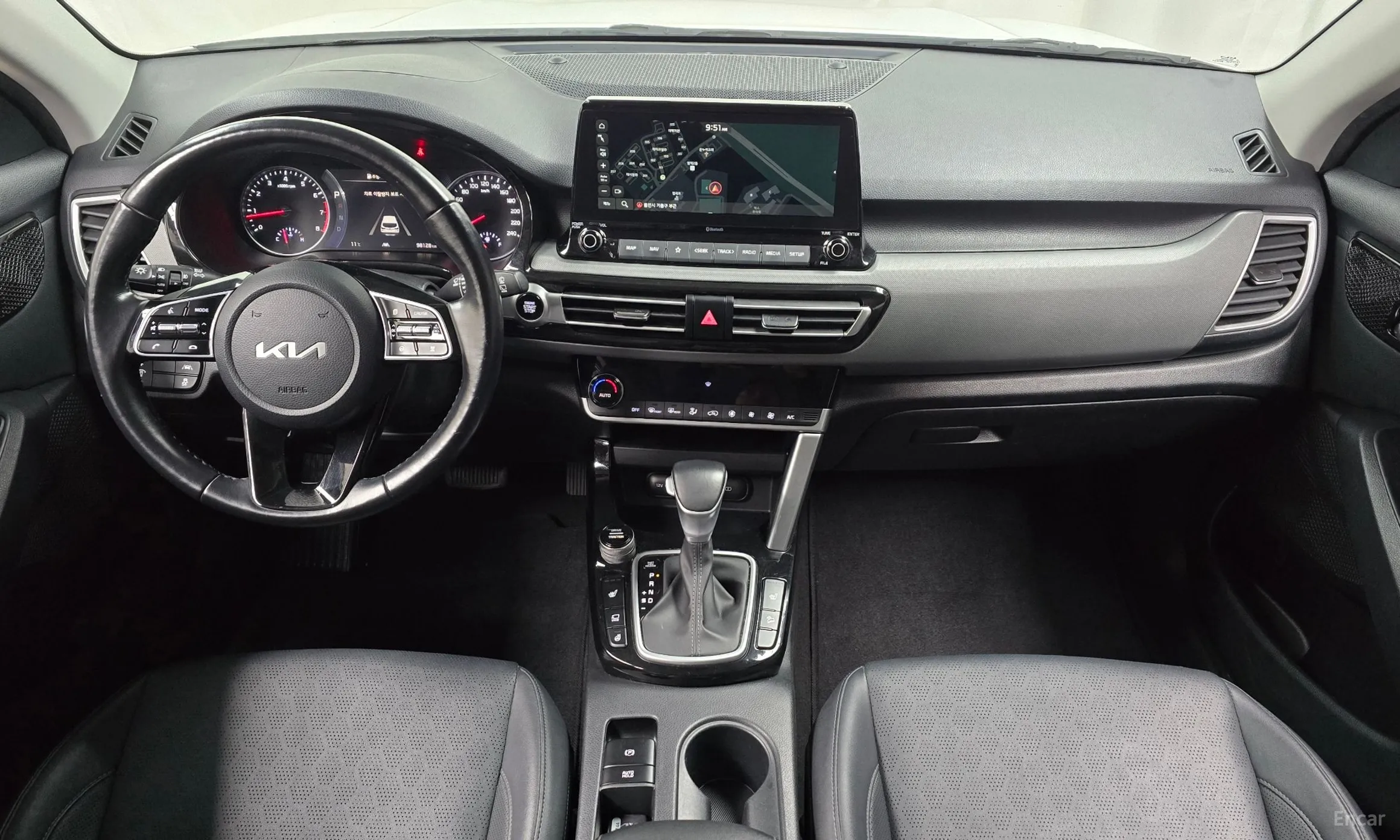 Kia Seltos превью 7
