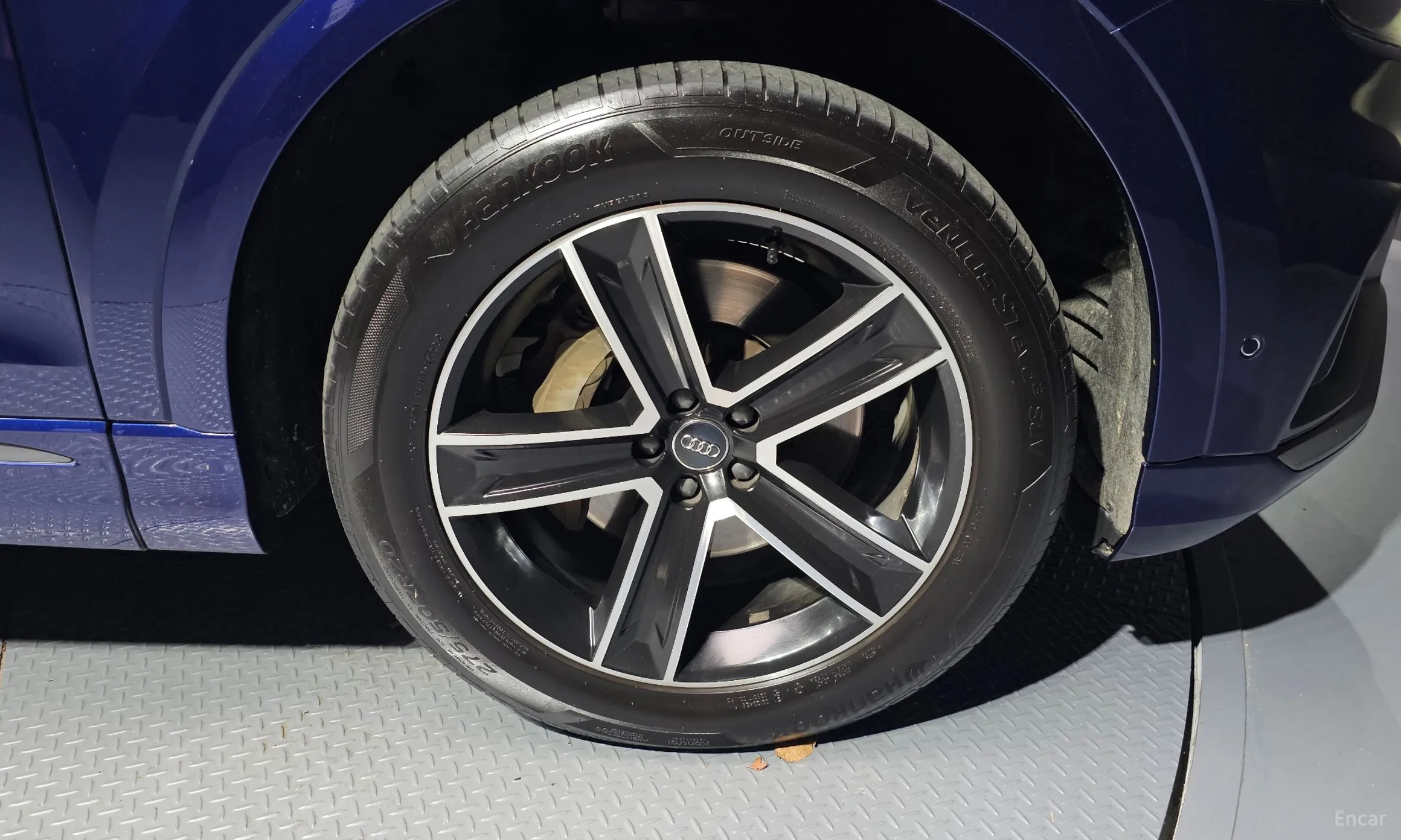 Audi Q8 (4M) превью 5