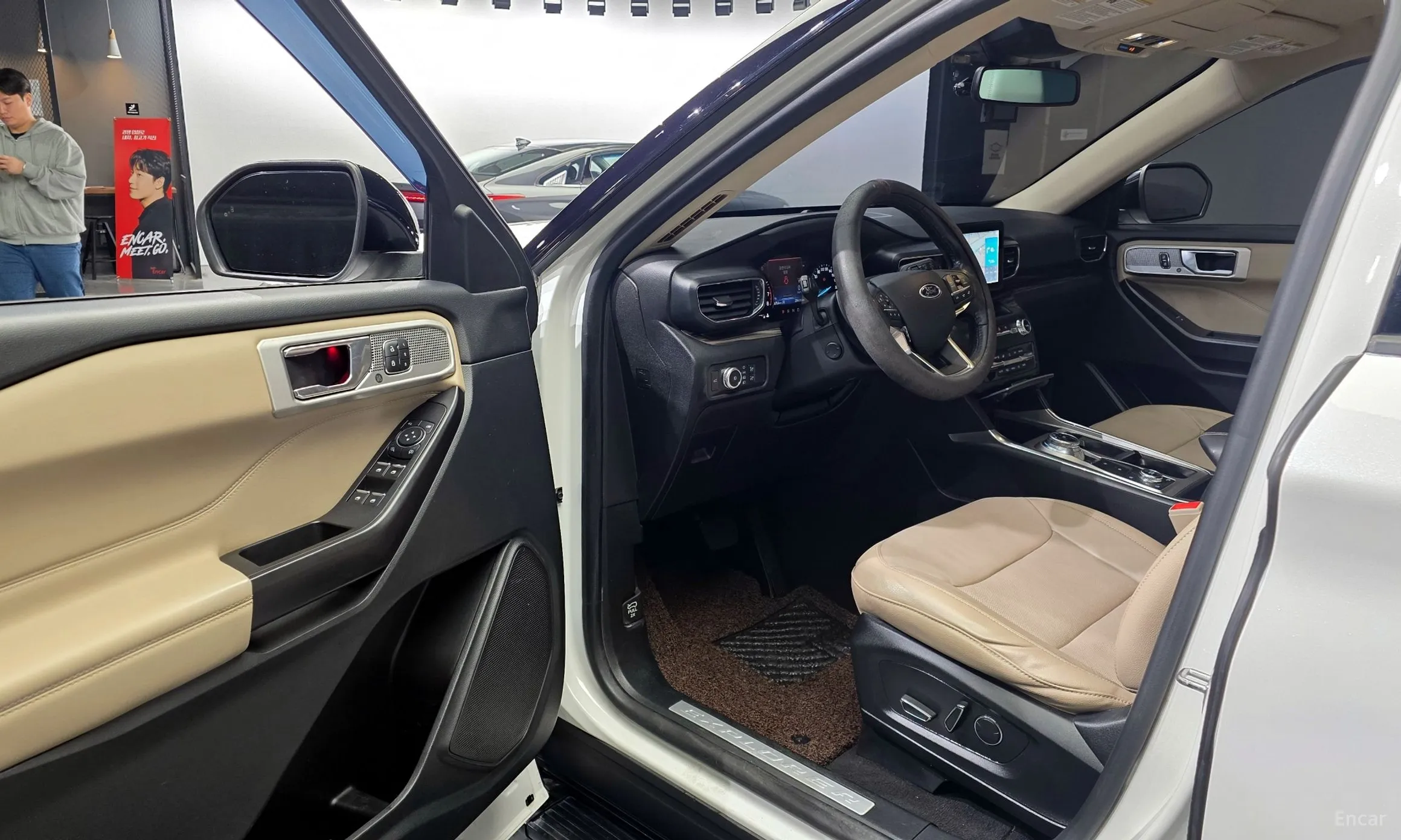 Ford Explorer 6th Generation превью 10