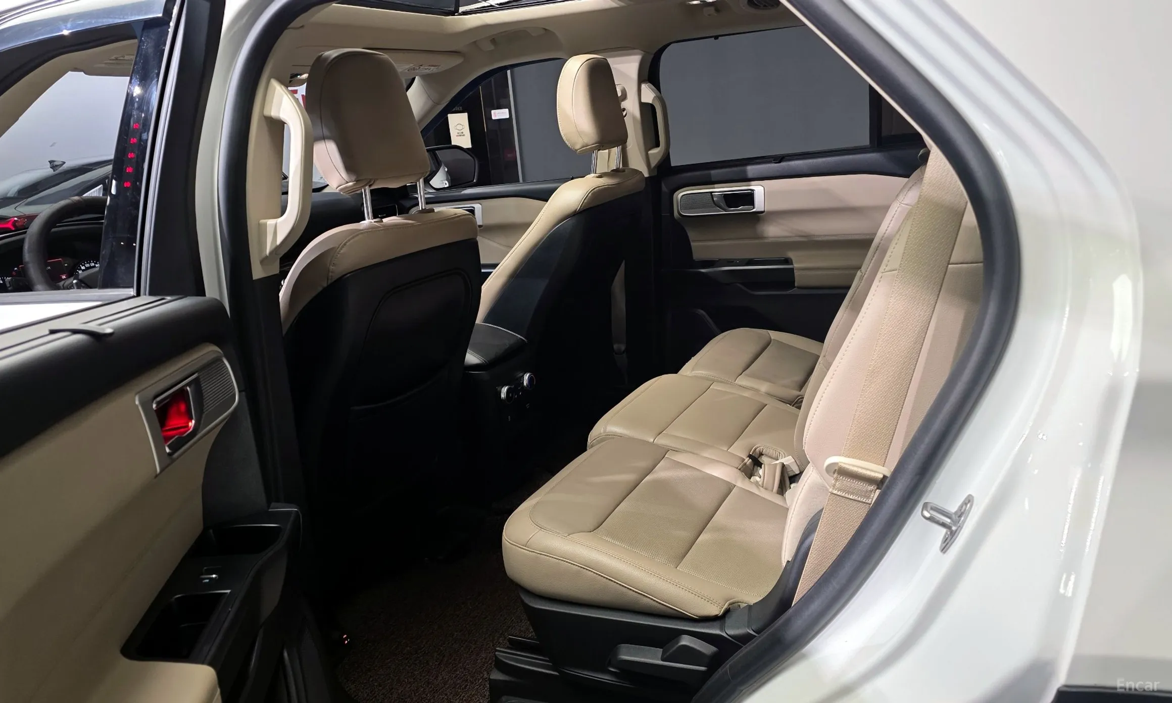 Ford Explorer 6th Generation превью 11
