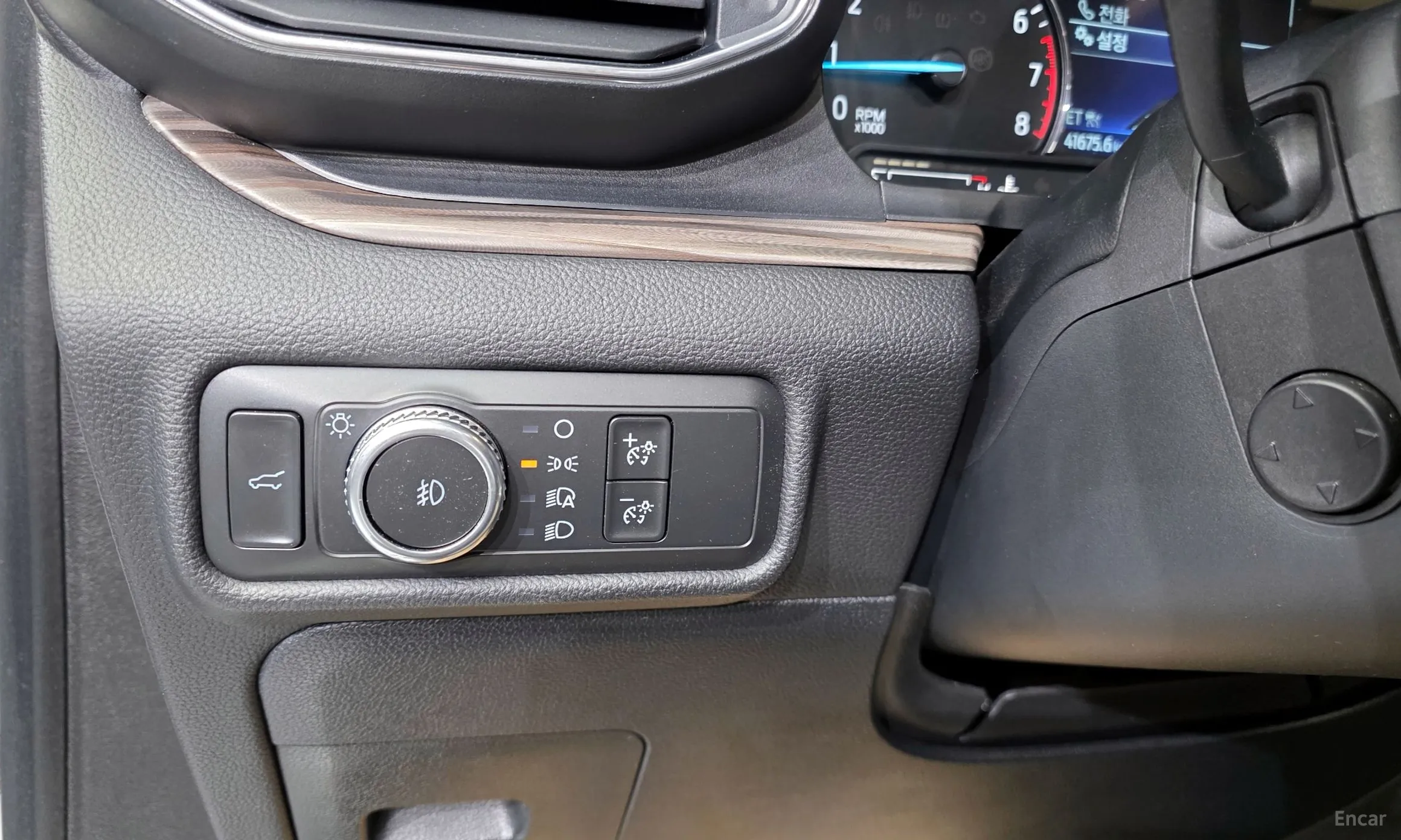 Ford Explorer 6th Generation превью 15