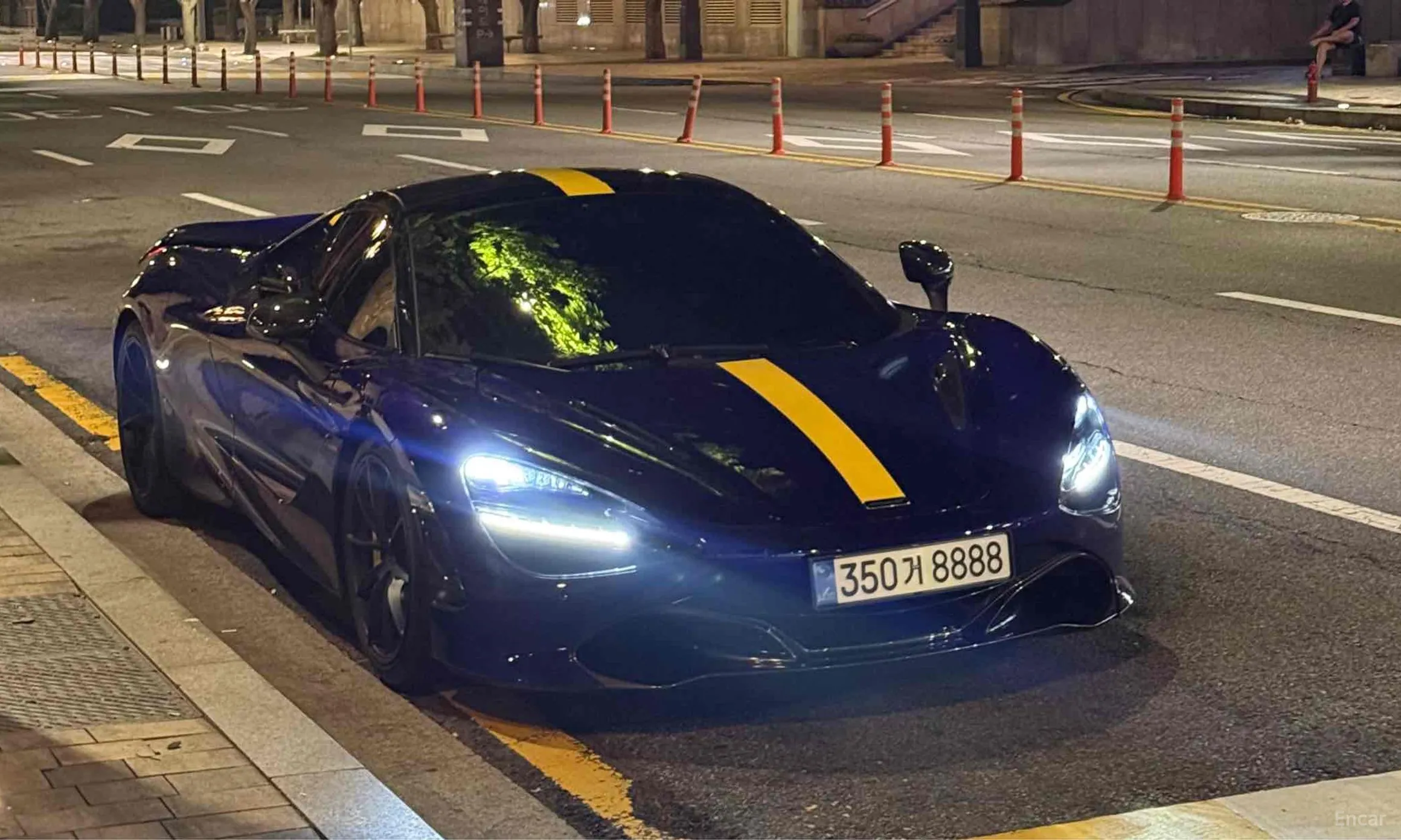McLaren 720S