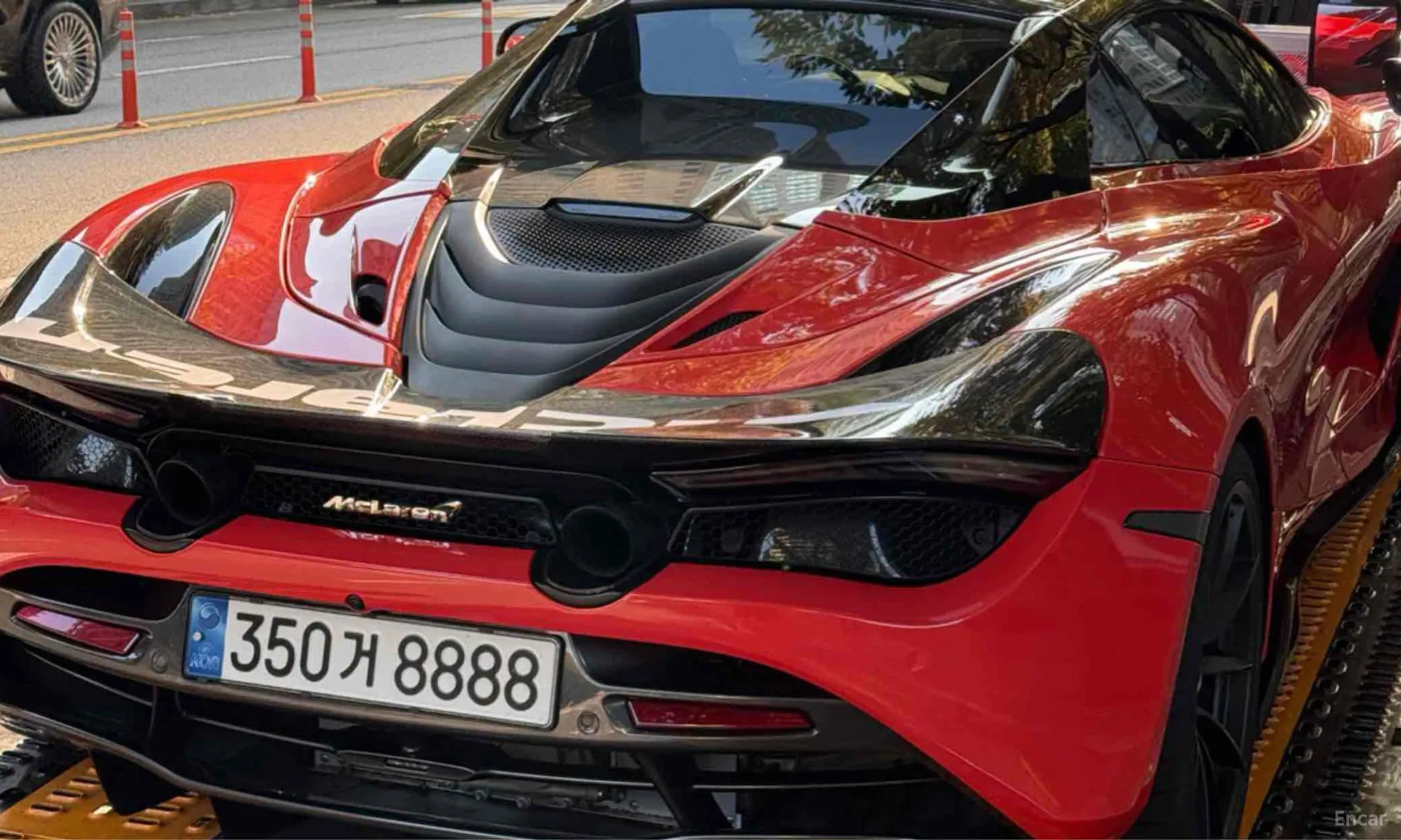 McLaren 720S превью 7