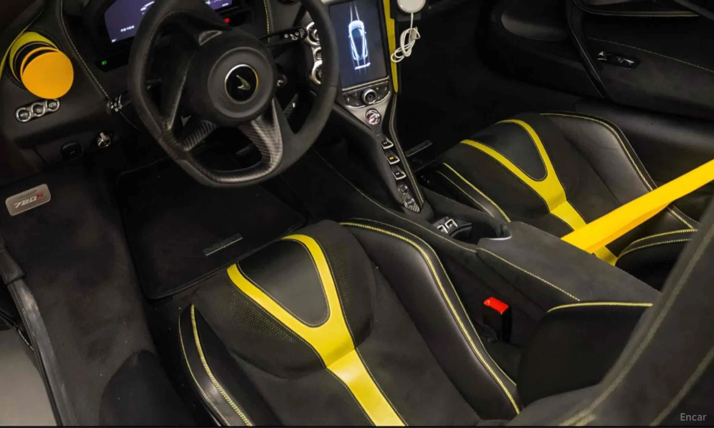 McLaren 720S превью 8