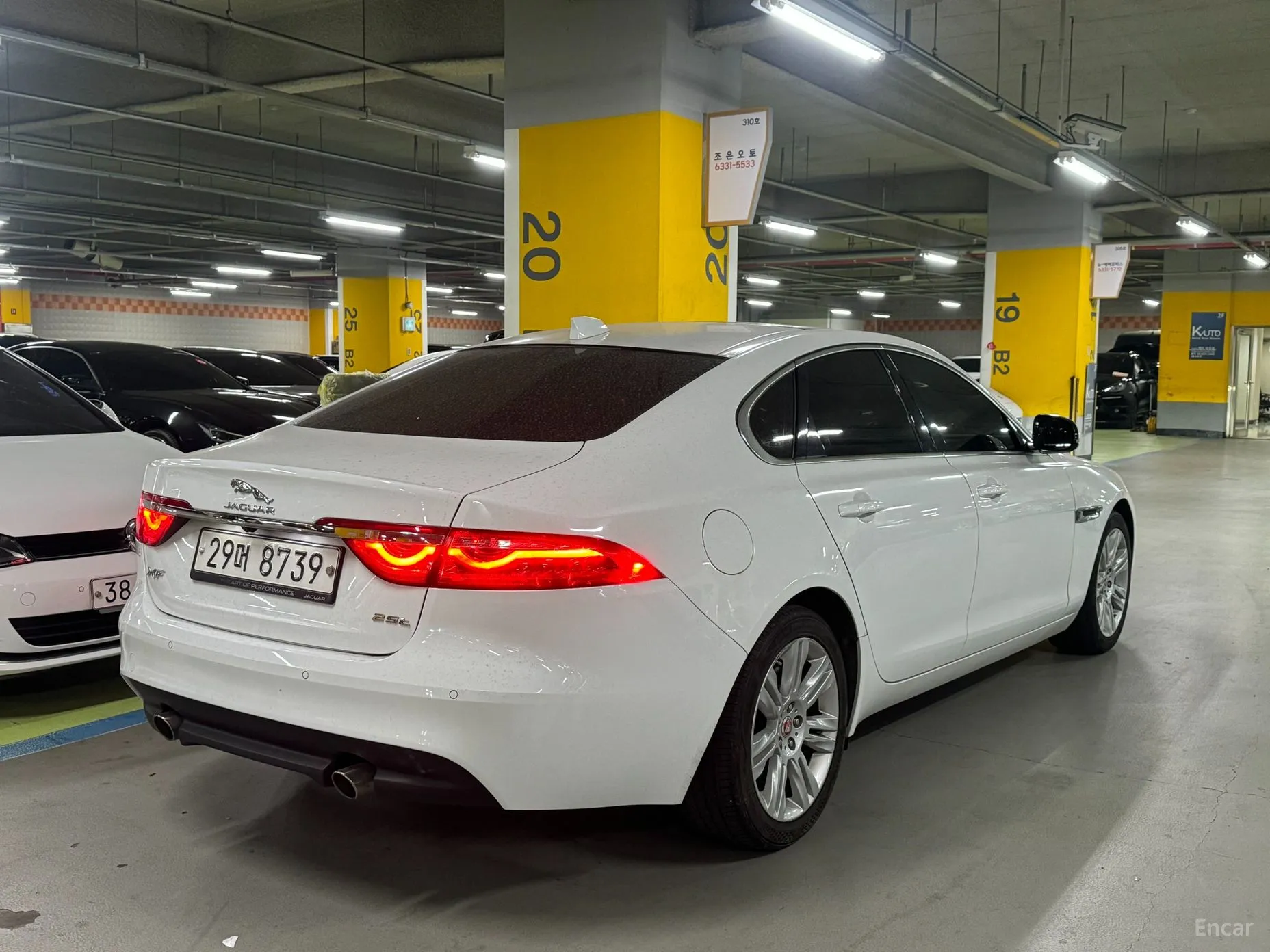 Jaguar XF (x260) превью 4