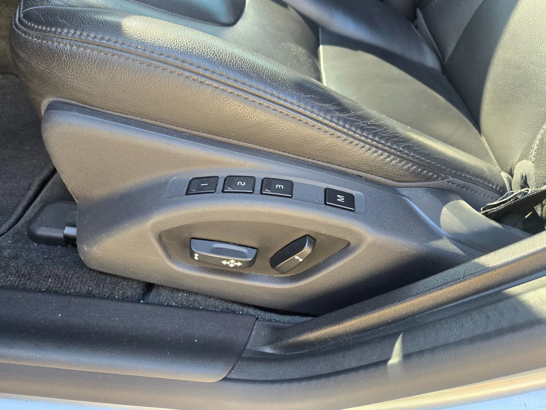 Volvo V60 превью 14