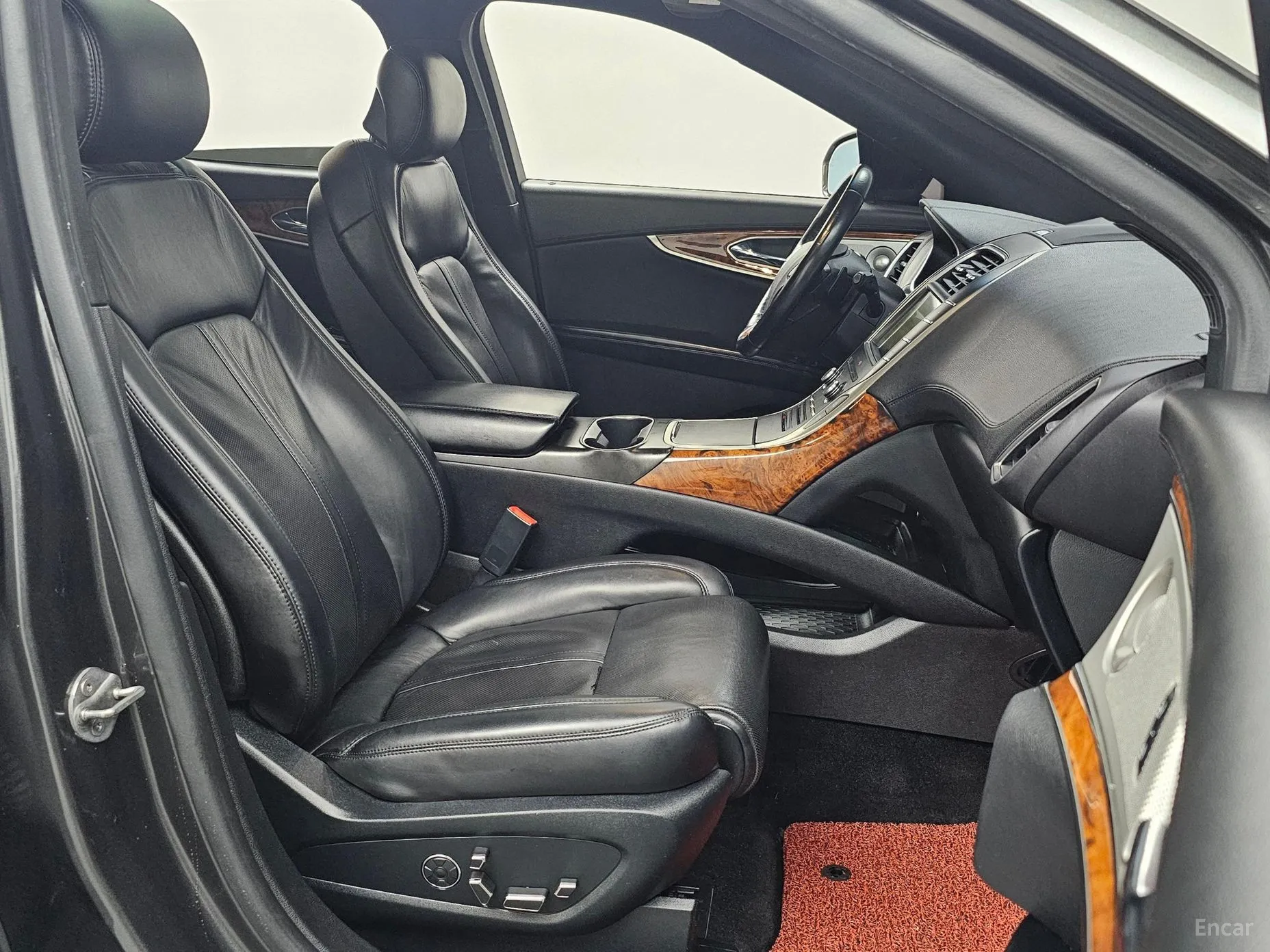 Lincoln MKX 2nd Generation превью 10