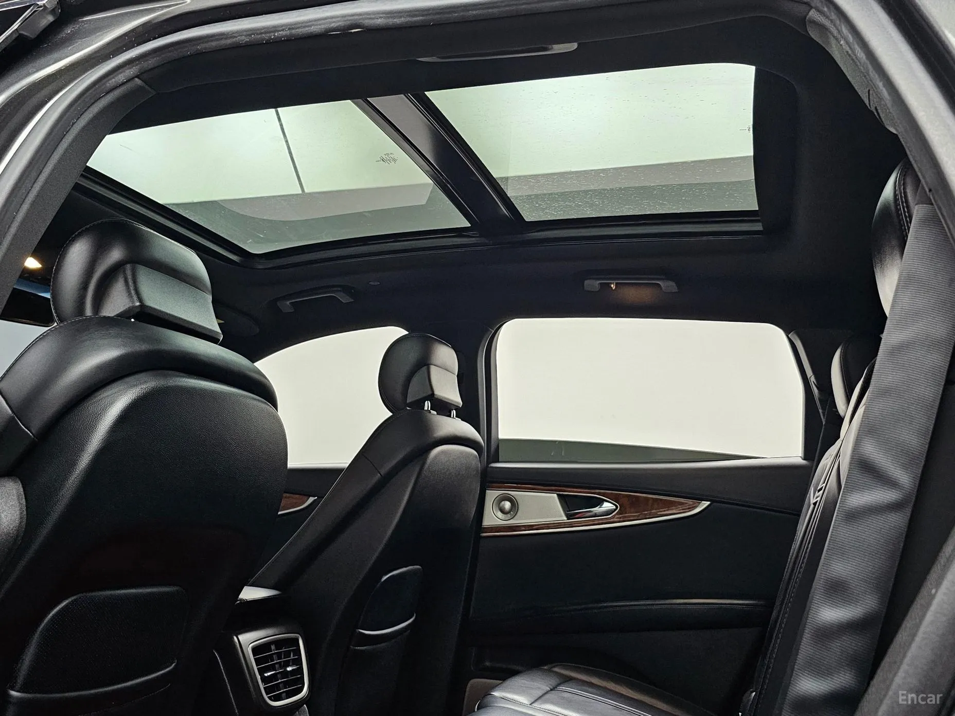 Lincoln MKX 2nd Generation превью 19