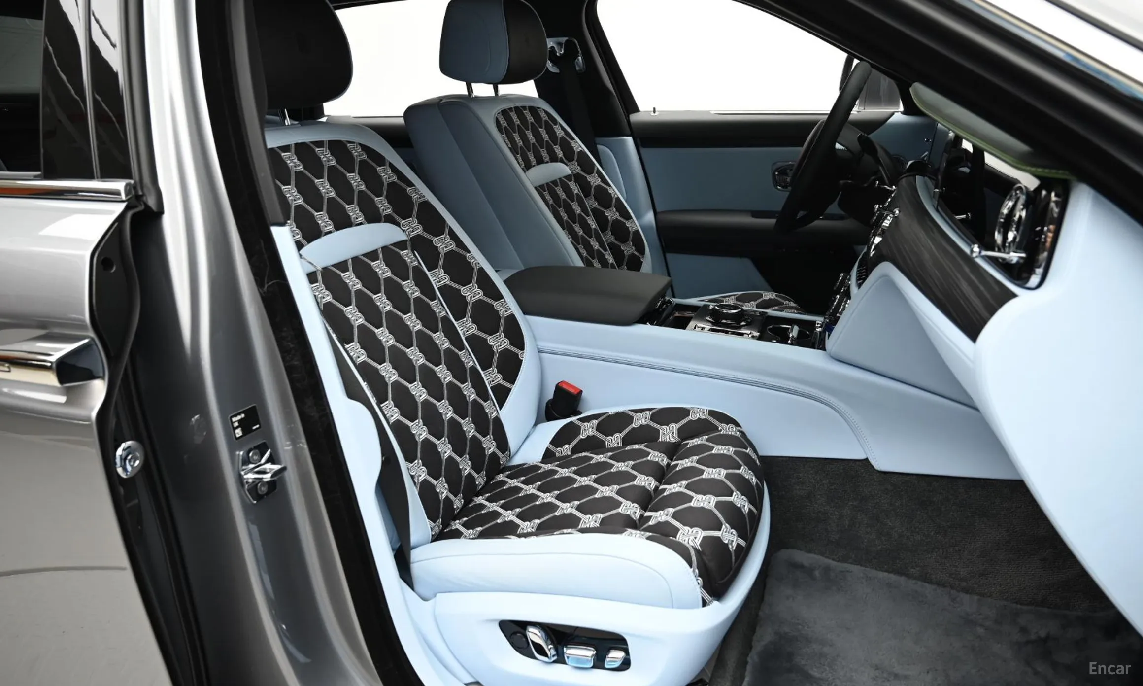 Rolls-Royce Ghost 2nd Generation превью 15
