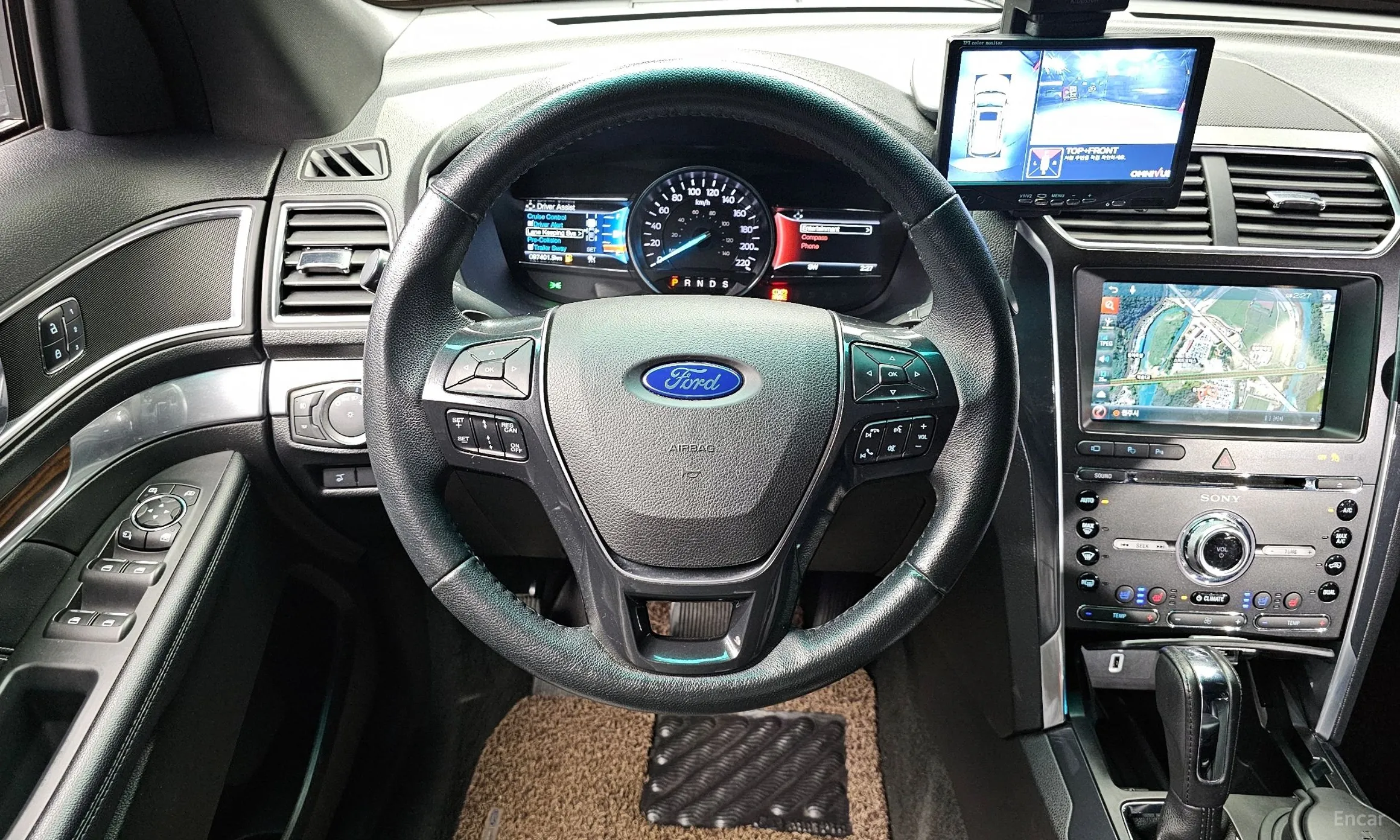 Ford Explorer превью 13