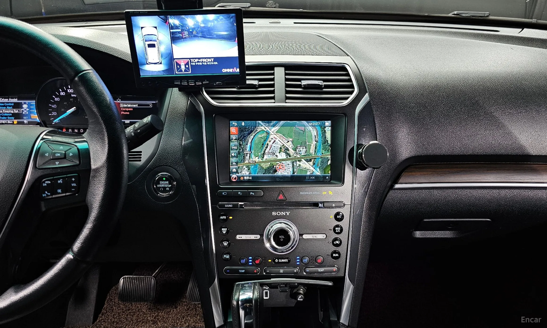 Ford Explorer превью 14