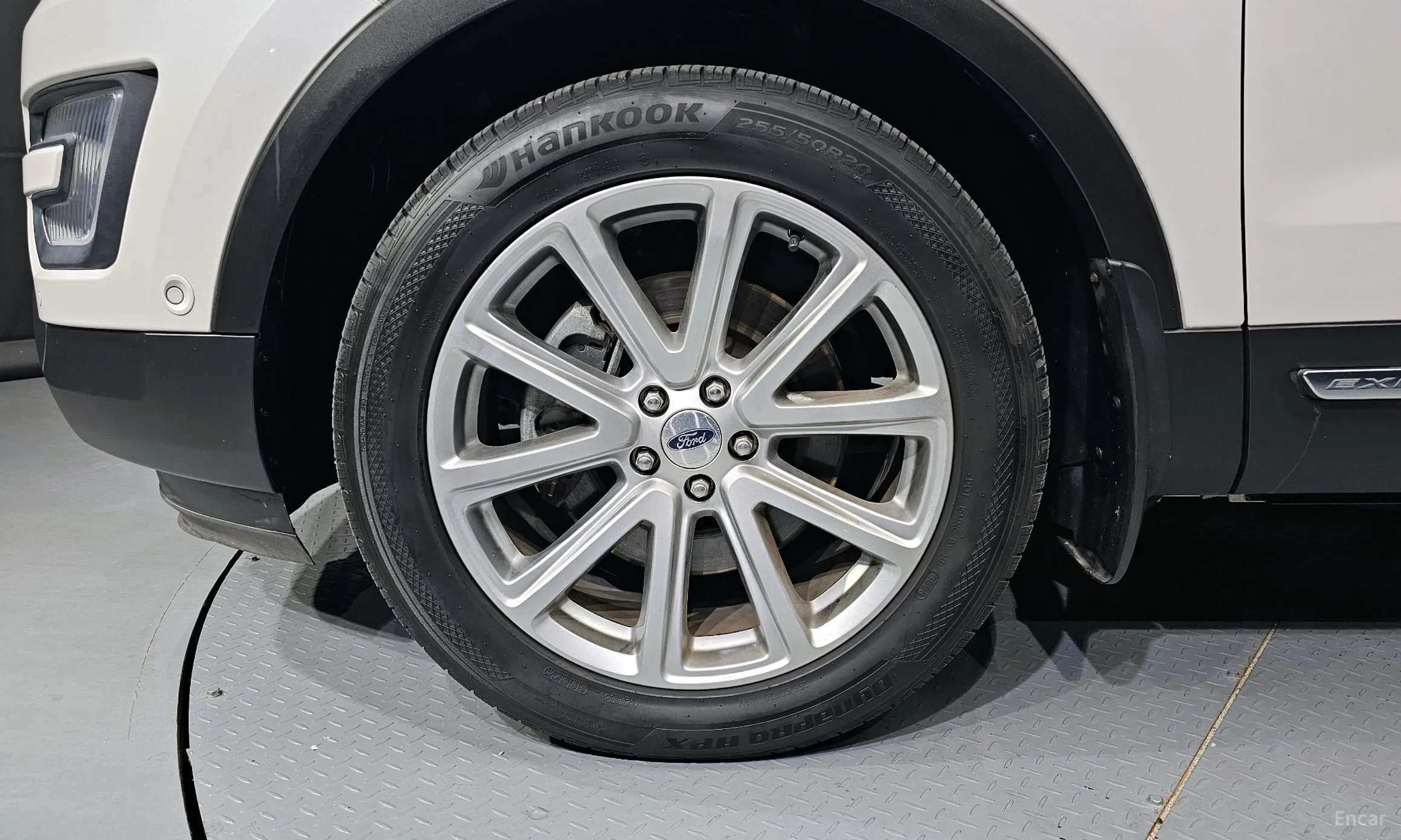 Ford Explorer превью 5