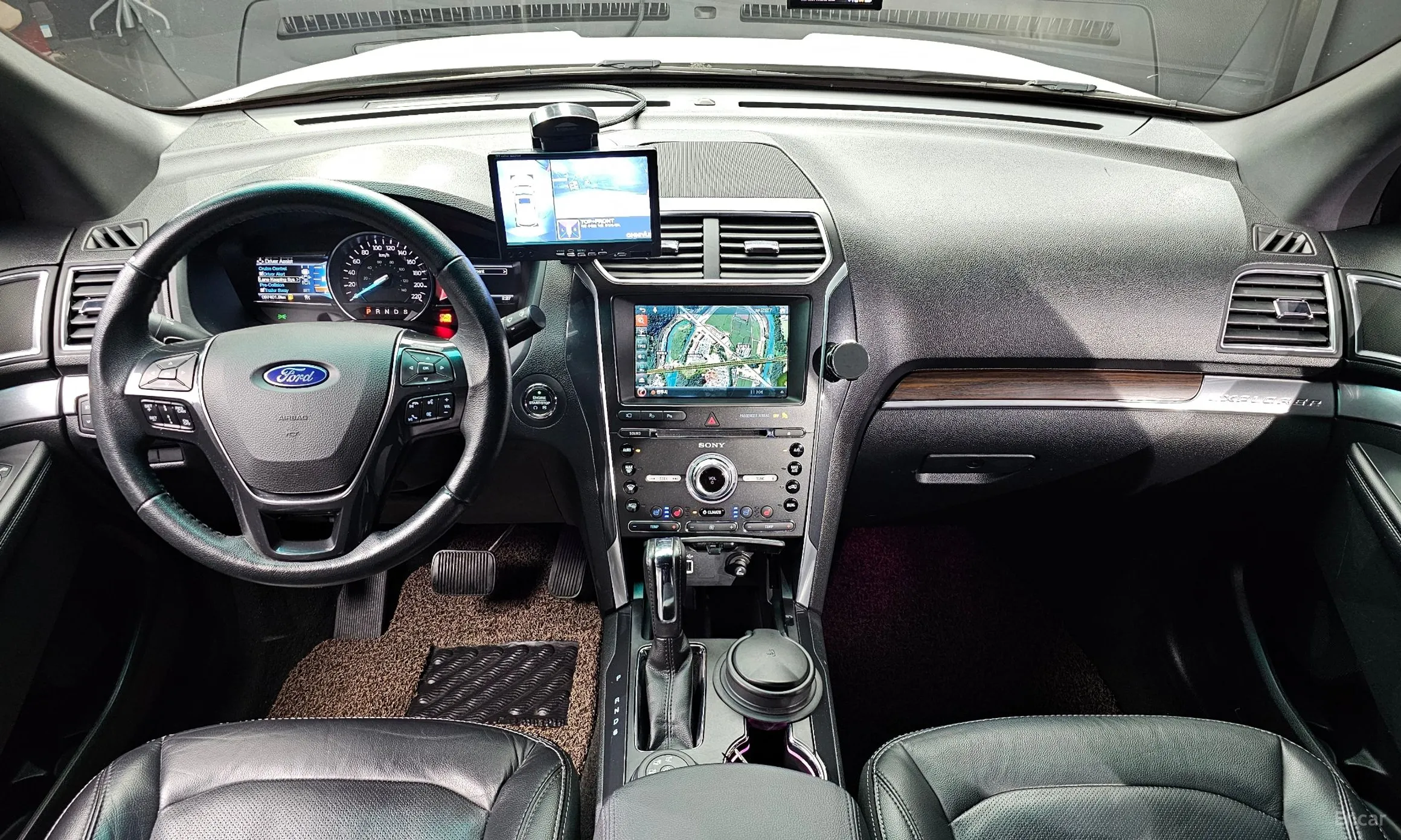 Ford Explorer превью 7