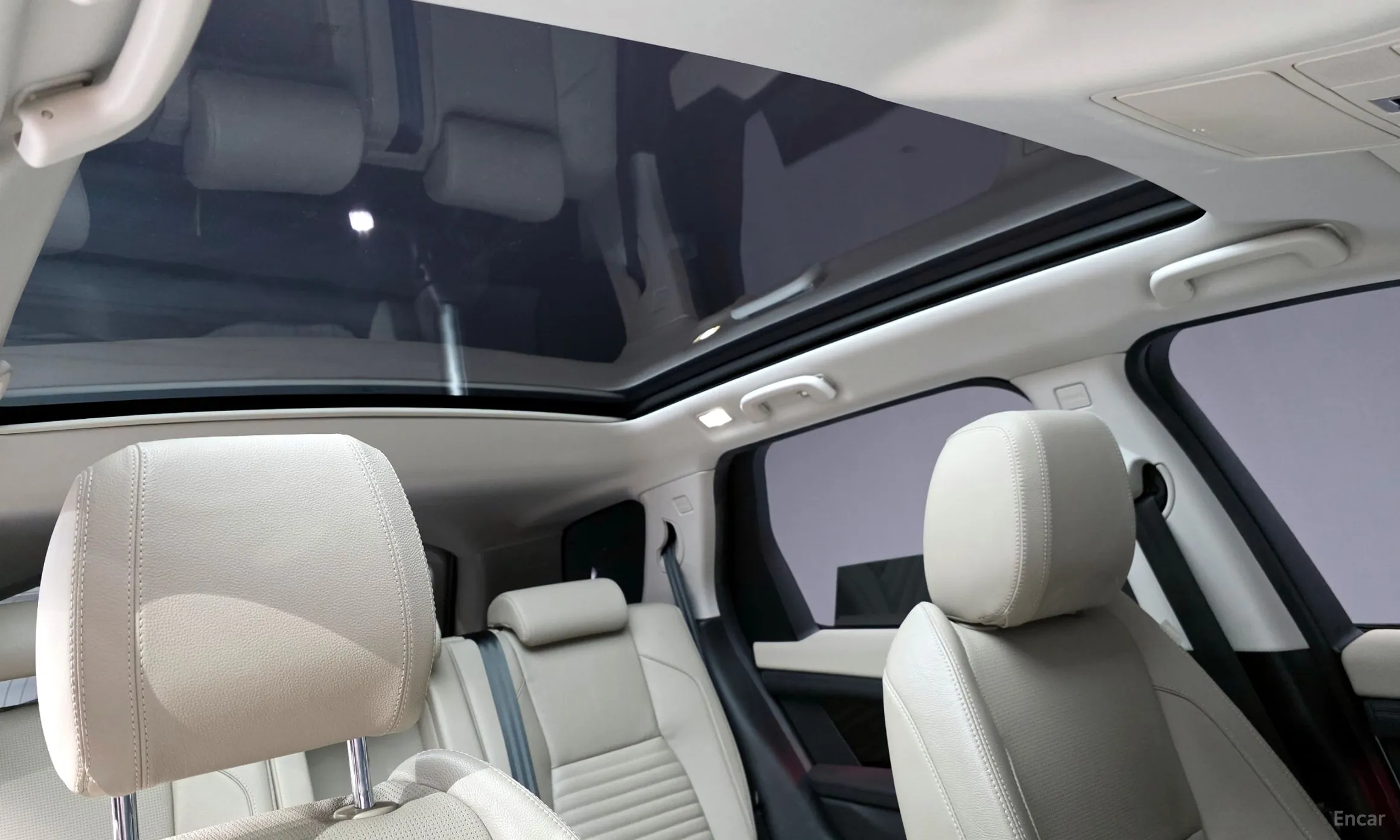 Land Rover Discovery Sports превью 19
