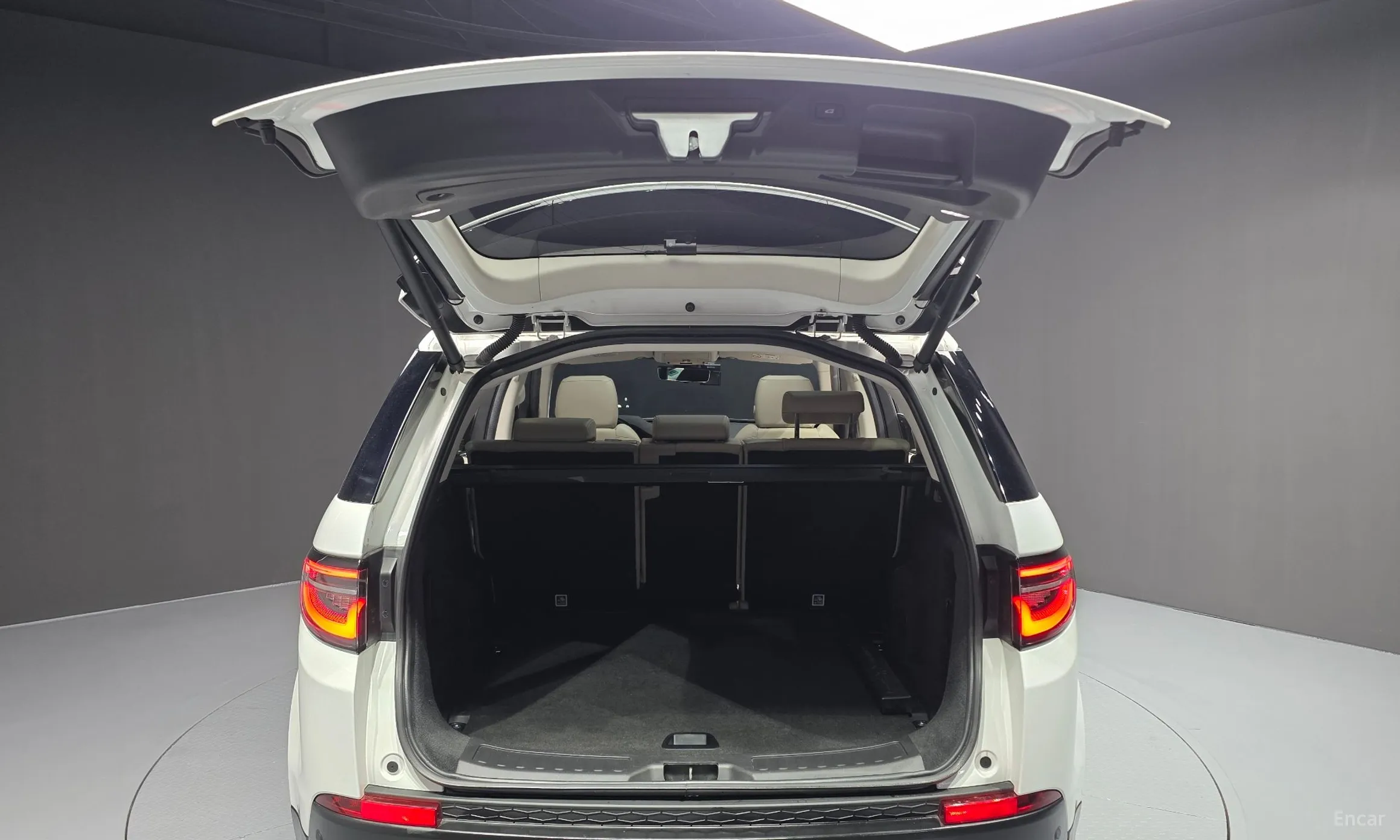 Land Rover Discovery Sports превью 20