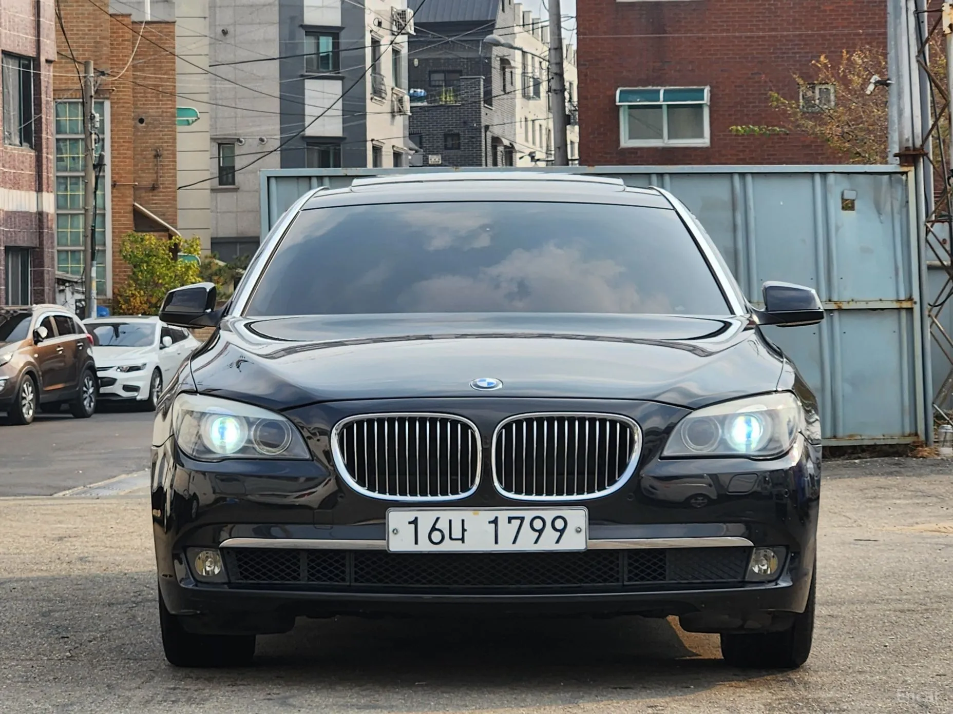BMW 7 Series (F01) превью 19
