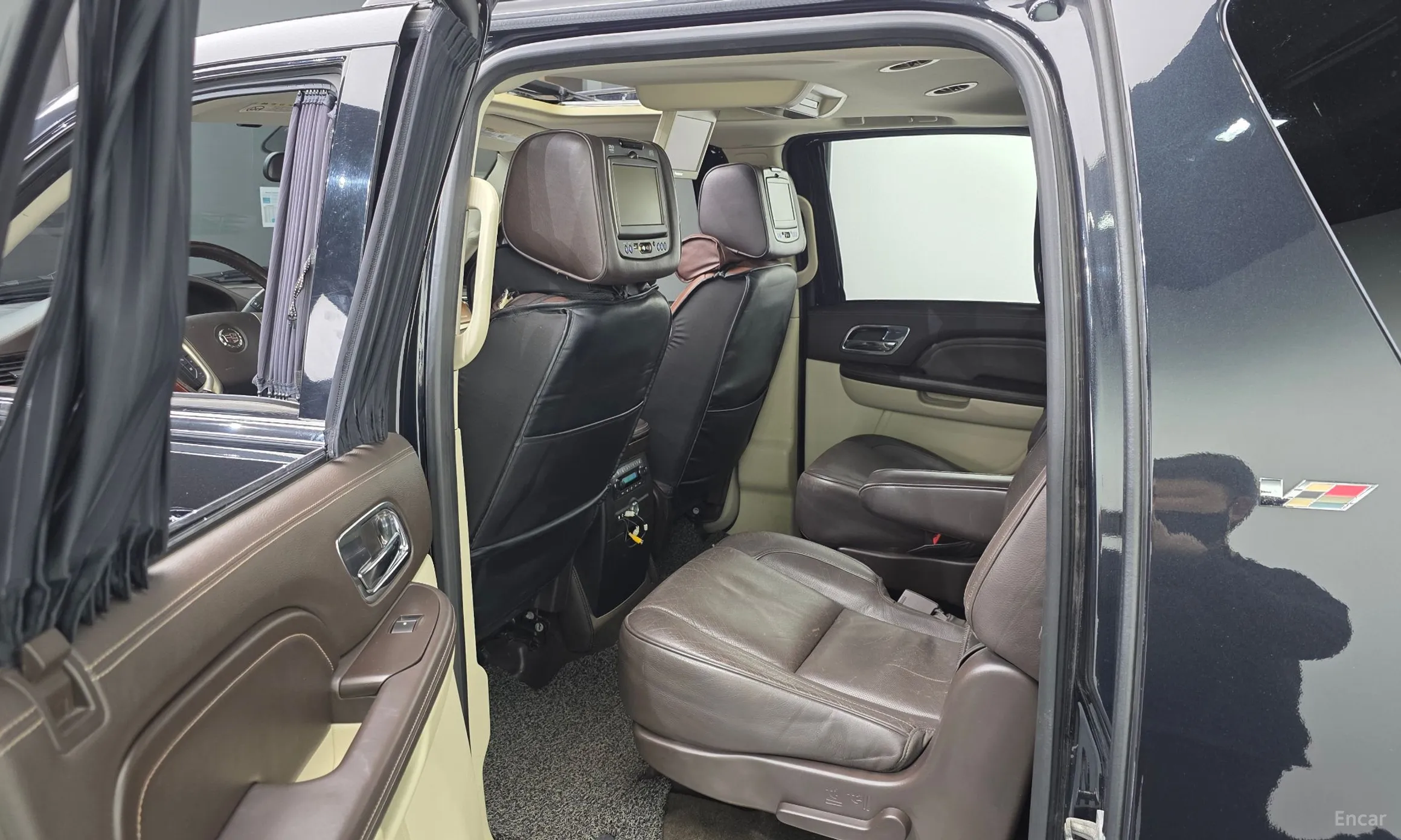 Cadillac Escalade превью 11