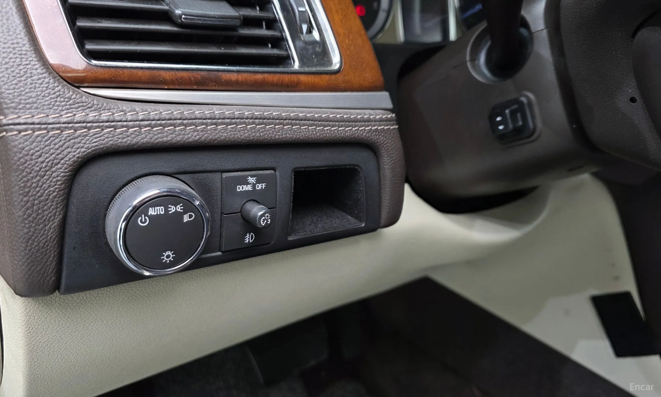 Cadillac Escalade превью 14
