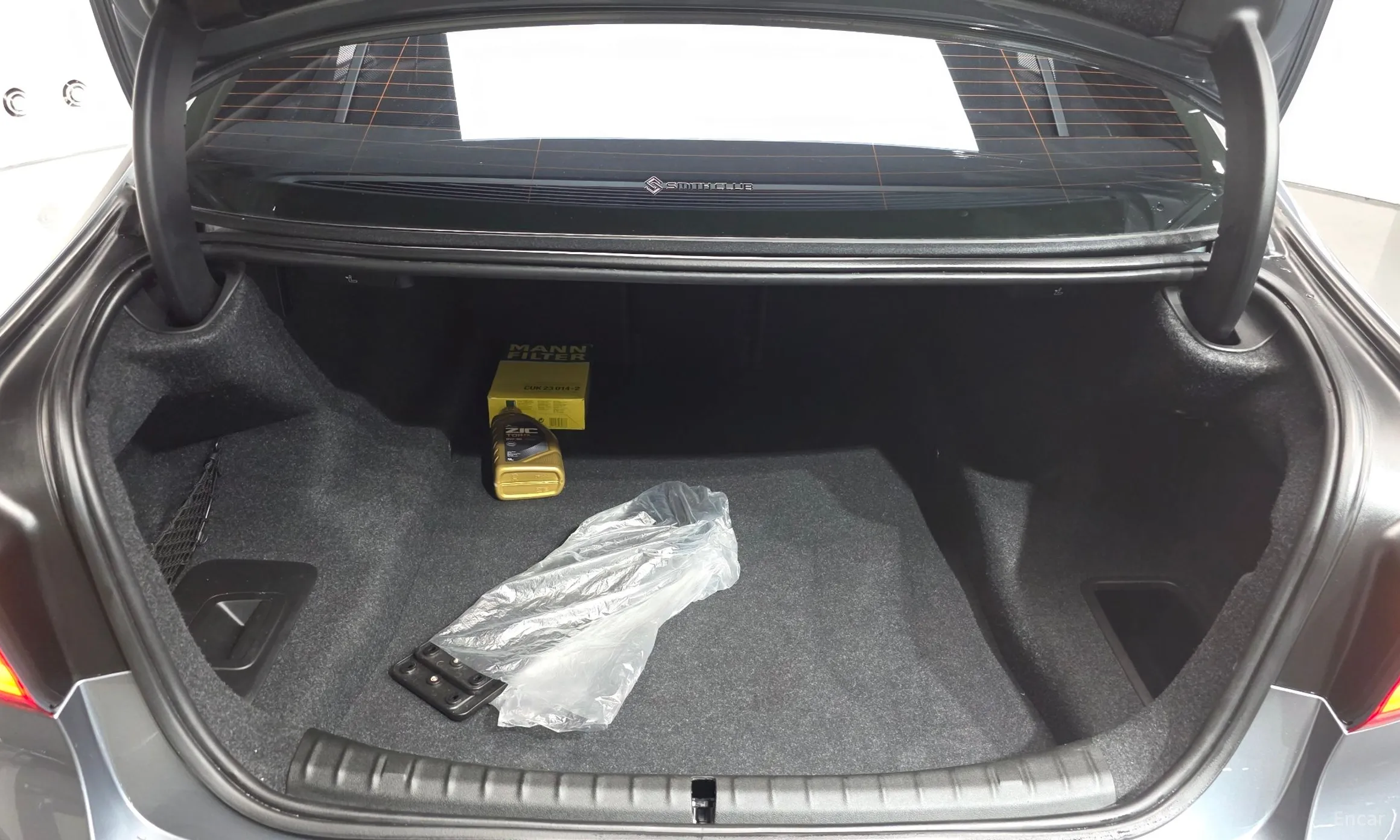 BMW 5 Series (G30) превью 20