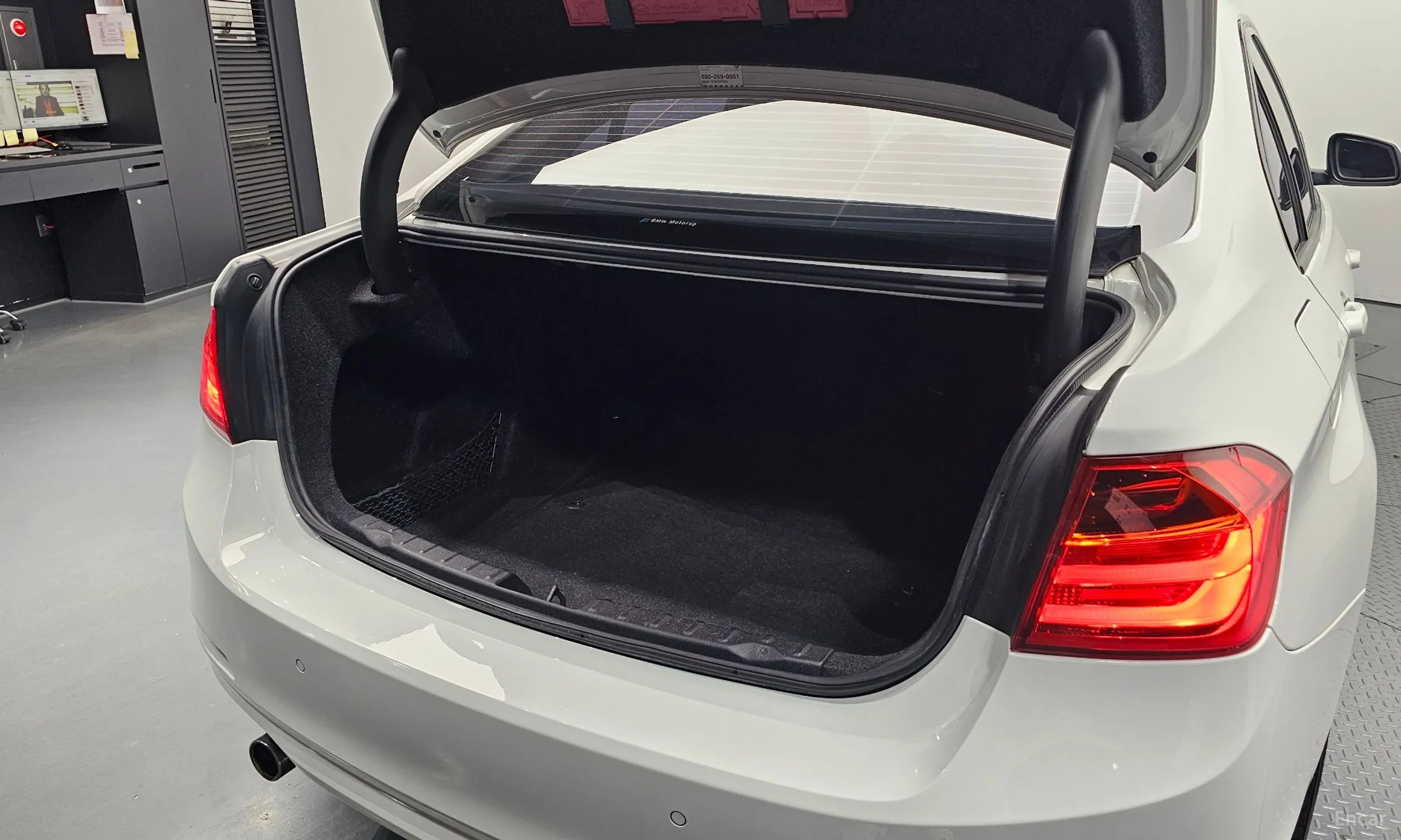 BMW 3 Series (F30) превью 20