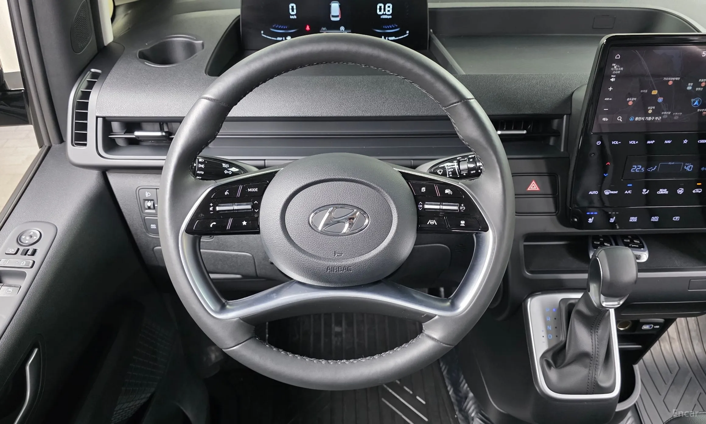 Hyundai Staria превью 13