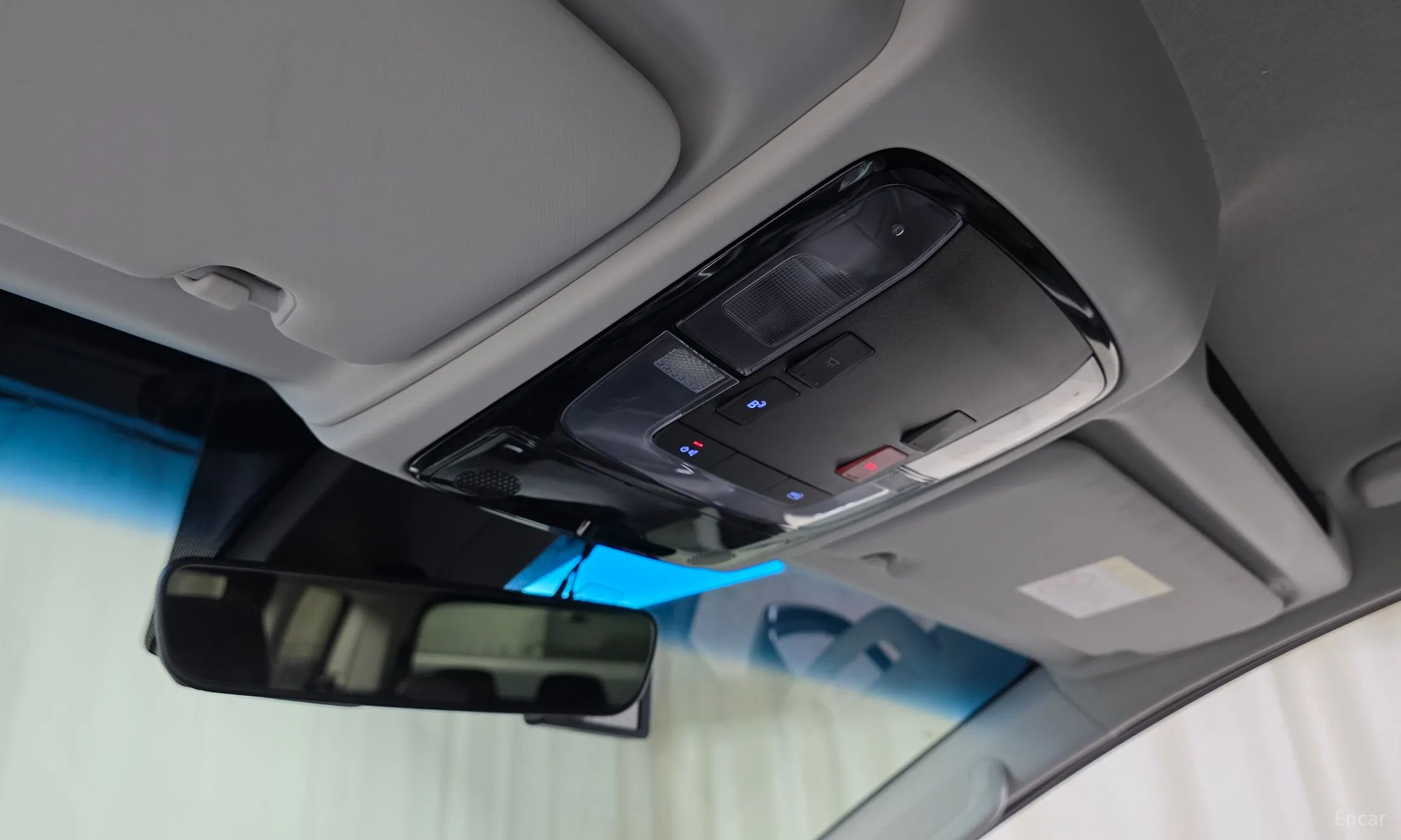 Hyundai Staria превью 17