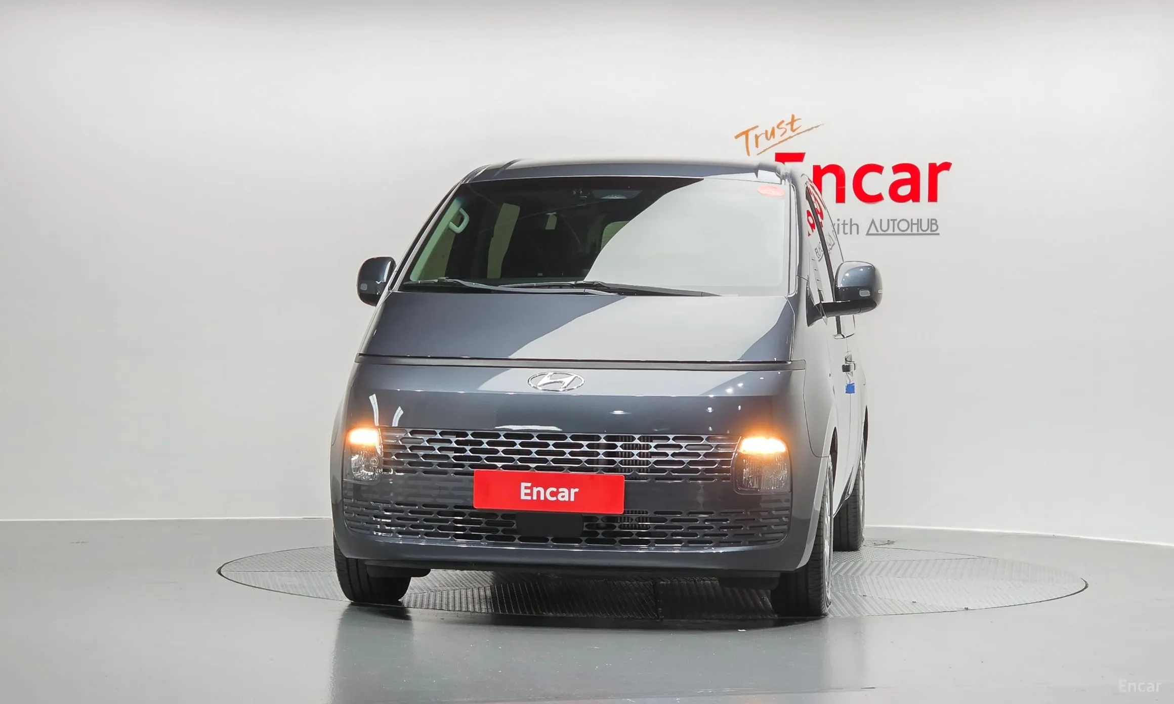 Hyundai Staria превью 3