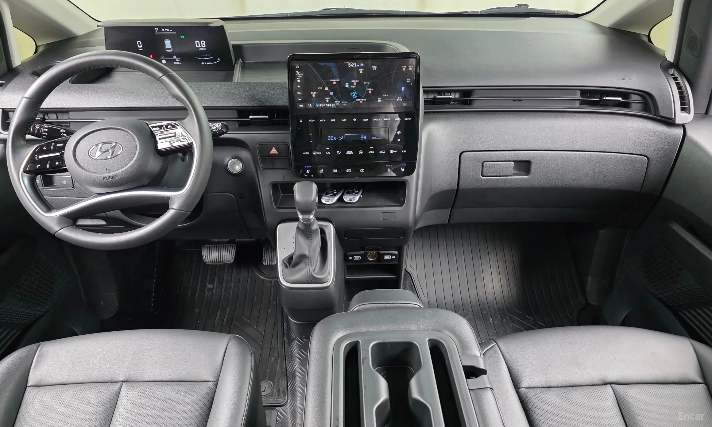 Hyundai Staria превью 7