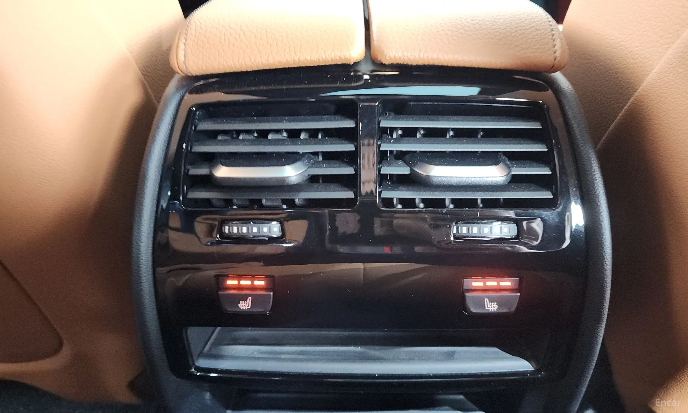 BMW 5 Series (G30) превью 19