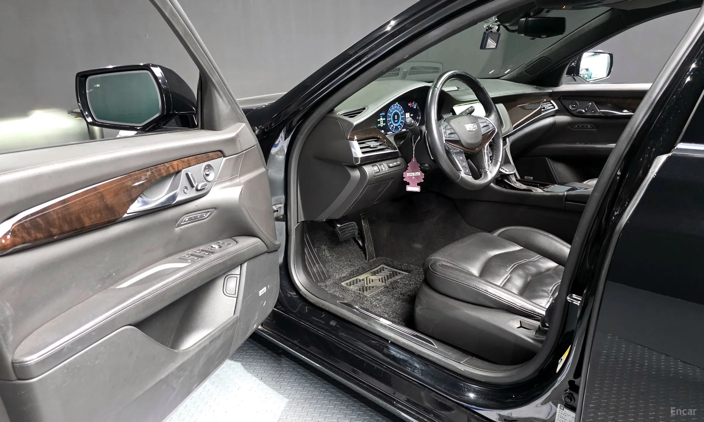 Cadillac CT6 превью 10