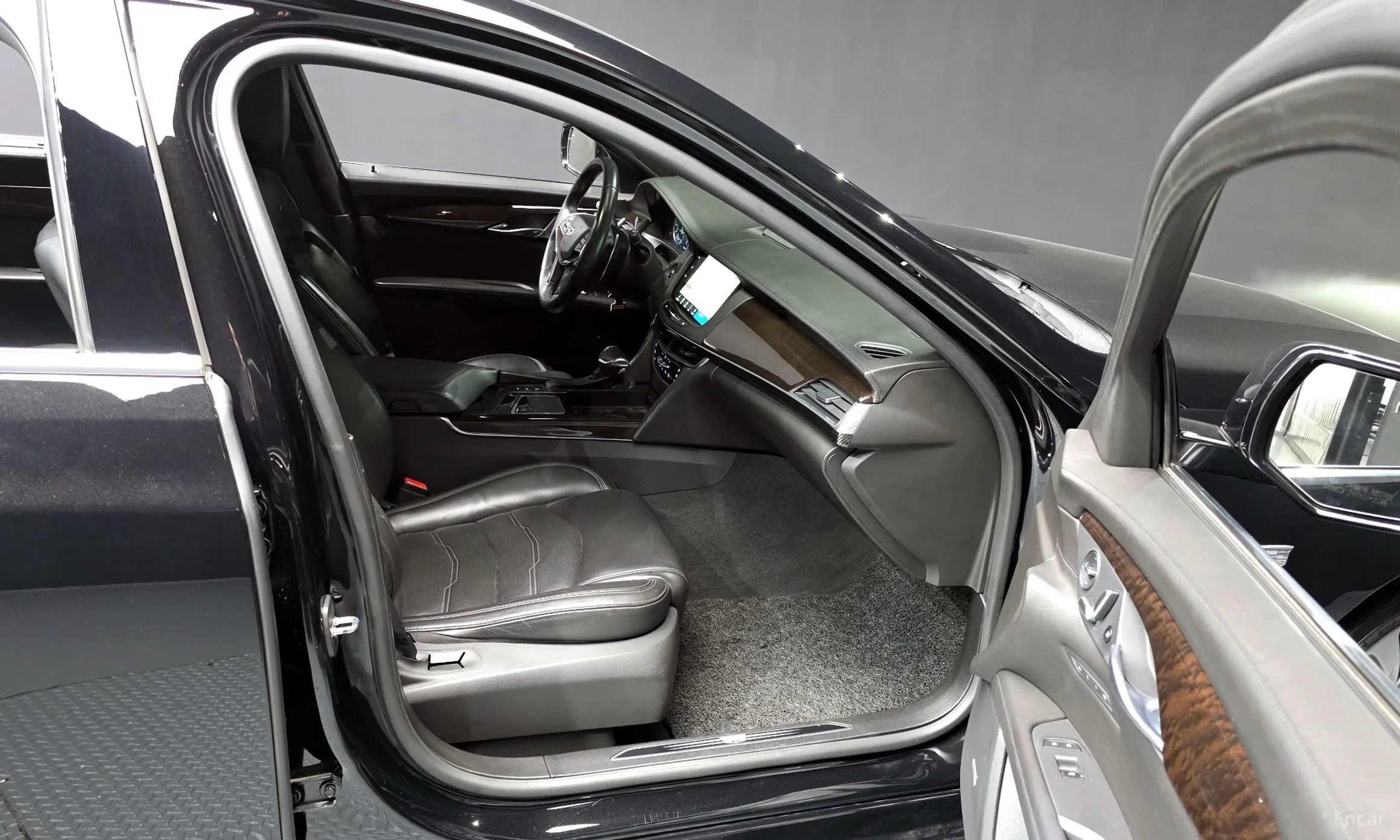 Cadillac CT6 превью 11