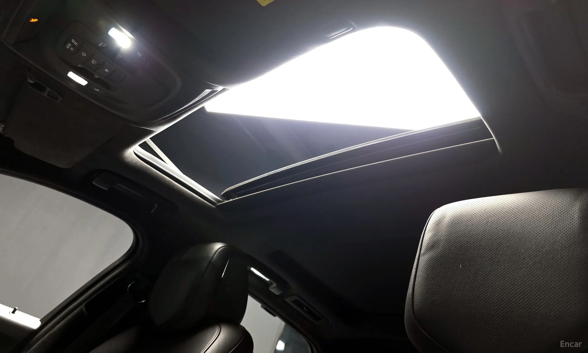 Cadillac CT6 превью 19