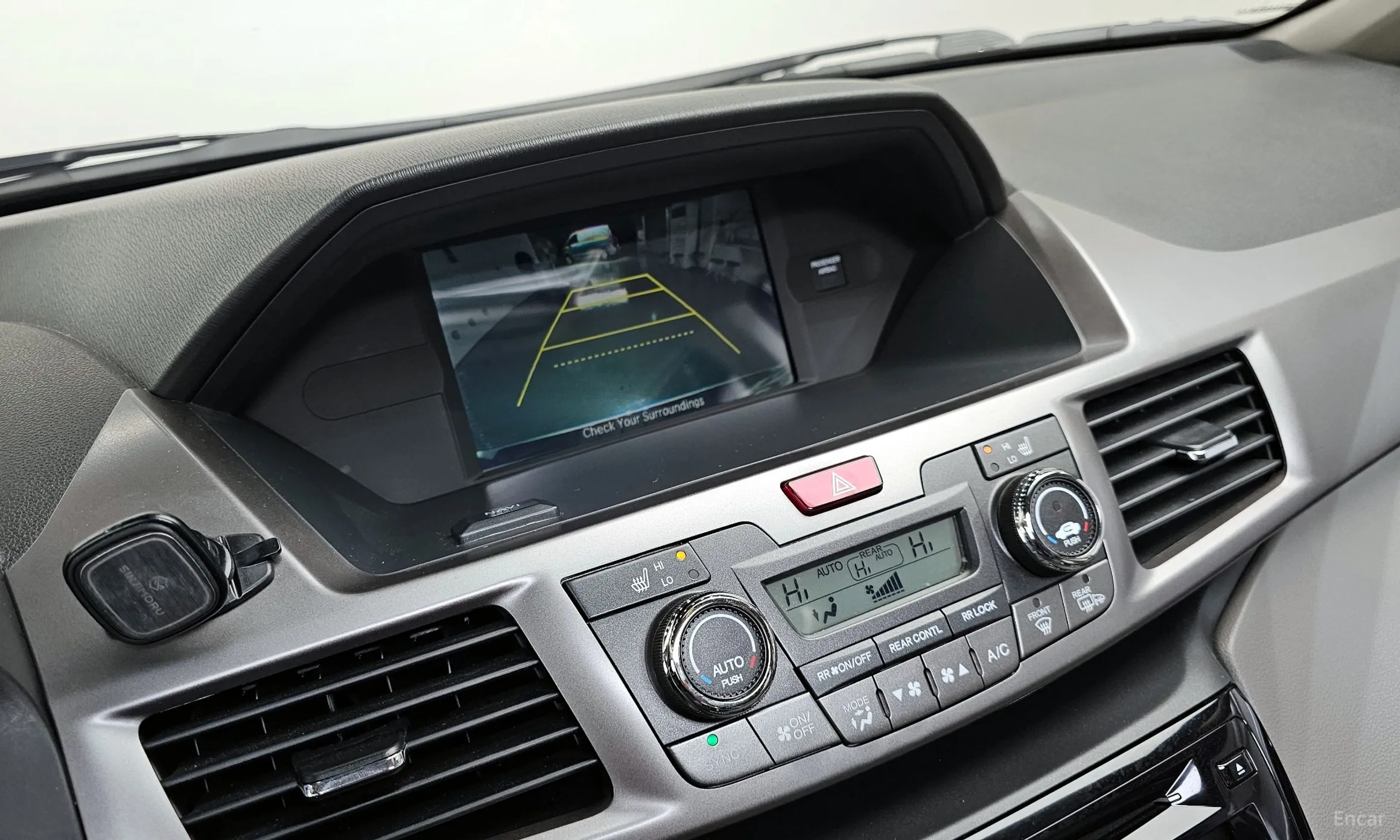 Honda Odyssey превью 17