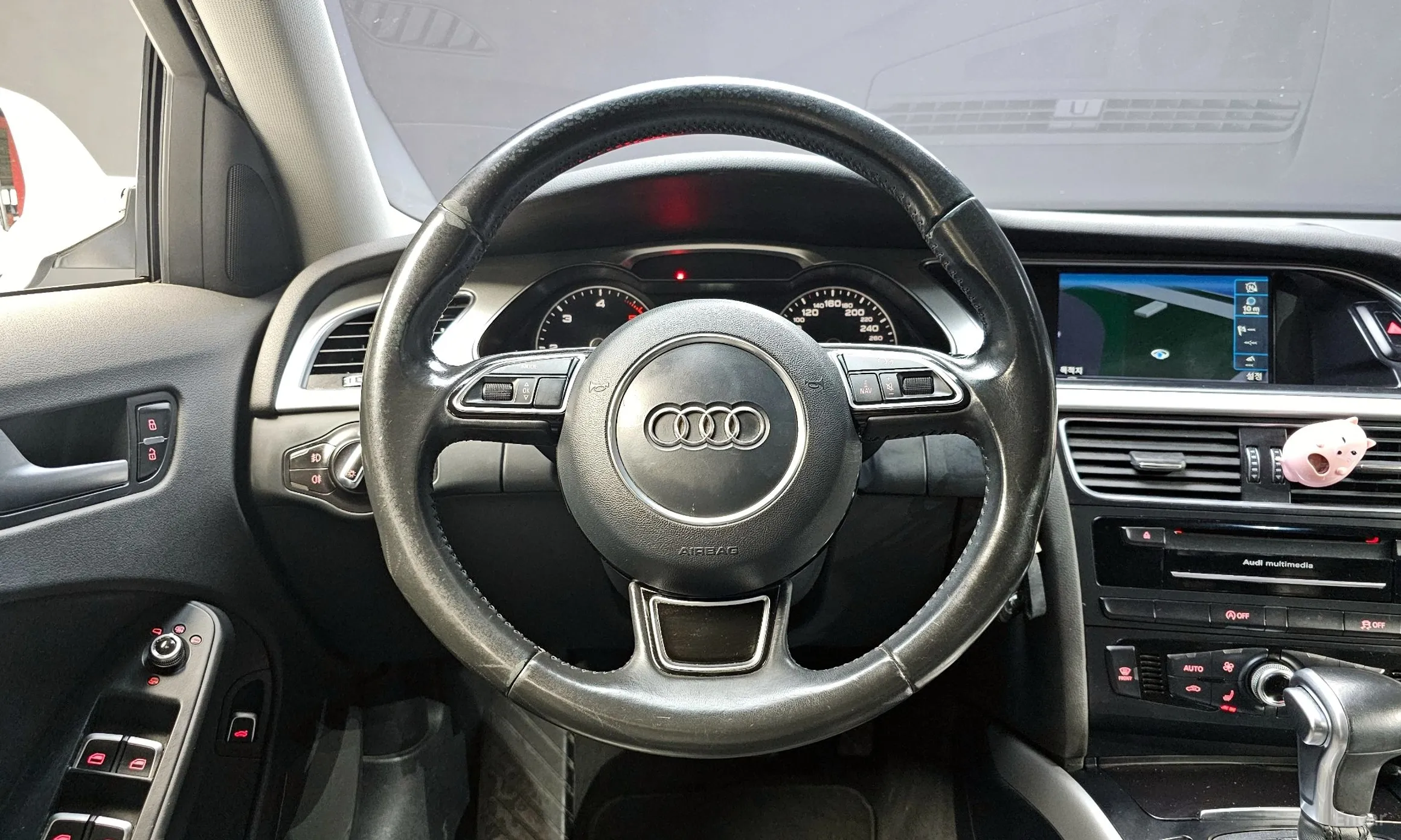 Audi New A4 превью 13