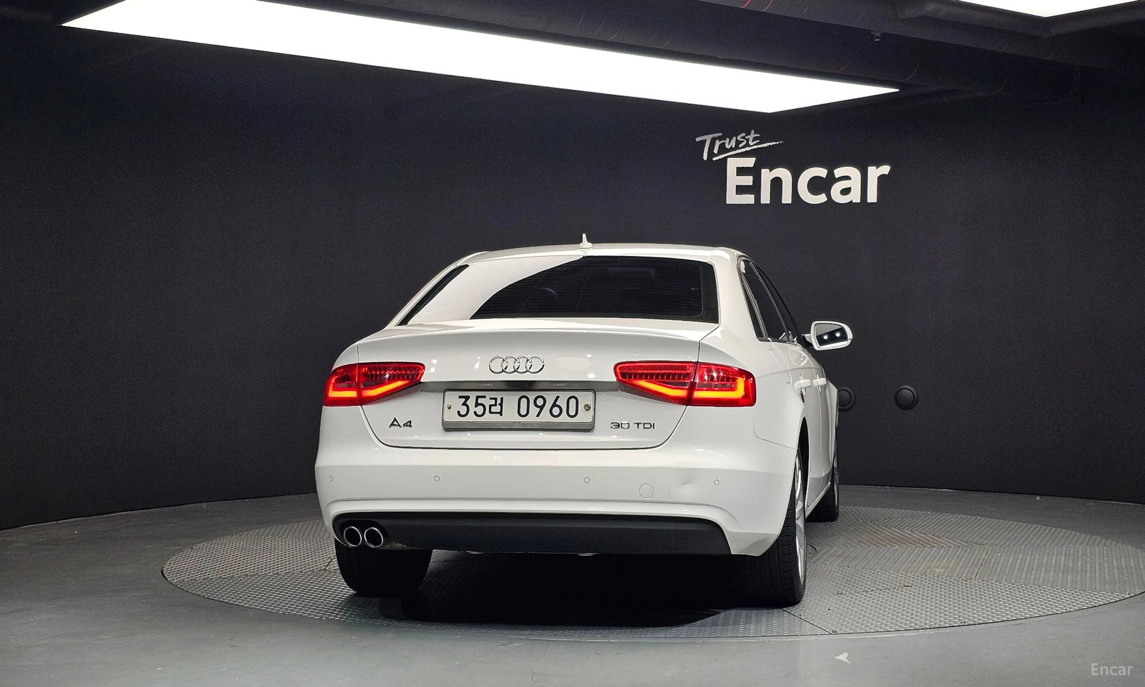 Audi New A4 превью 4