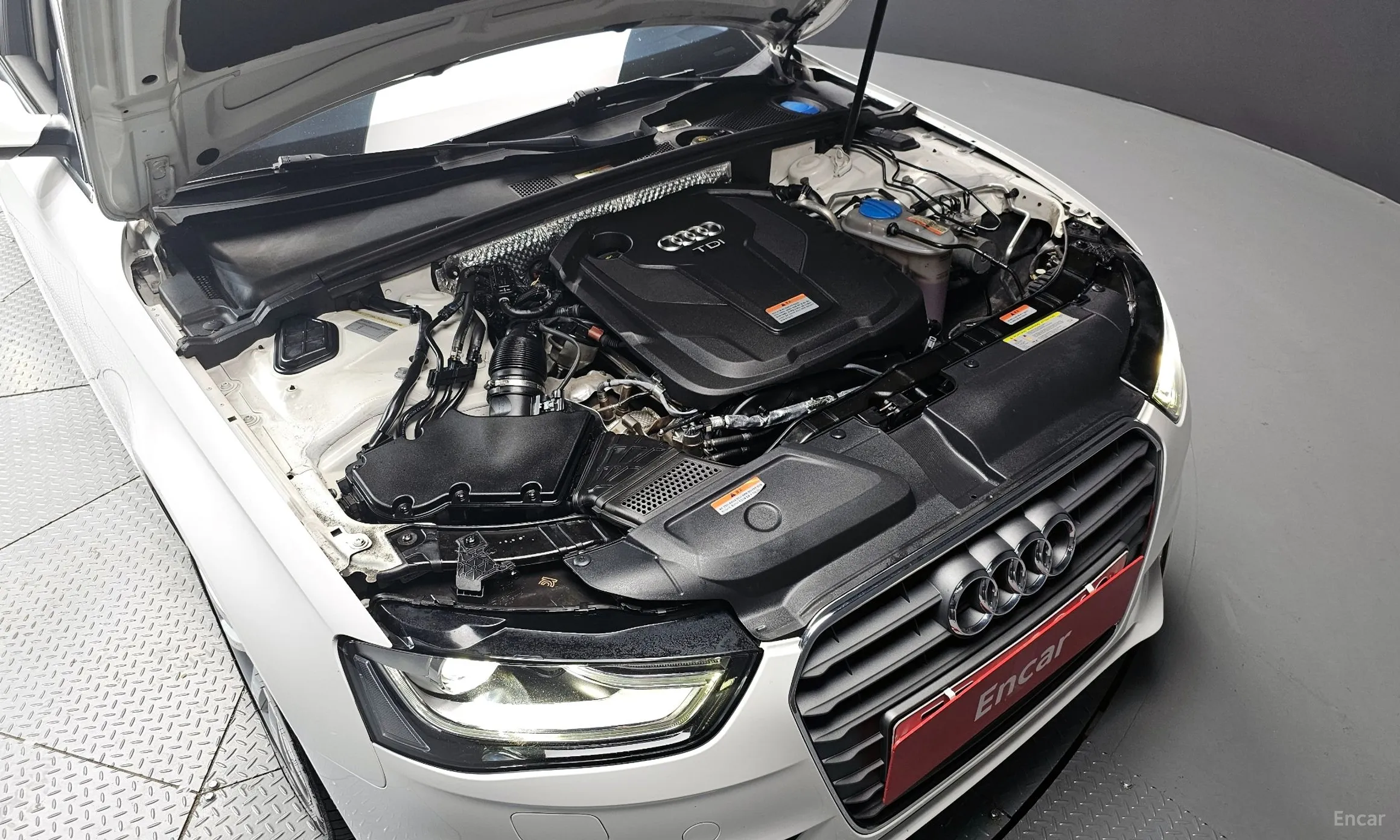 Audi New A4 превью 6