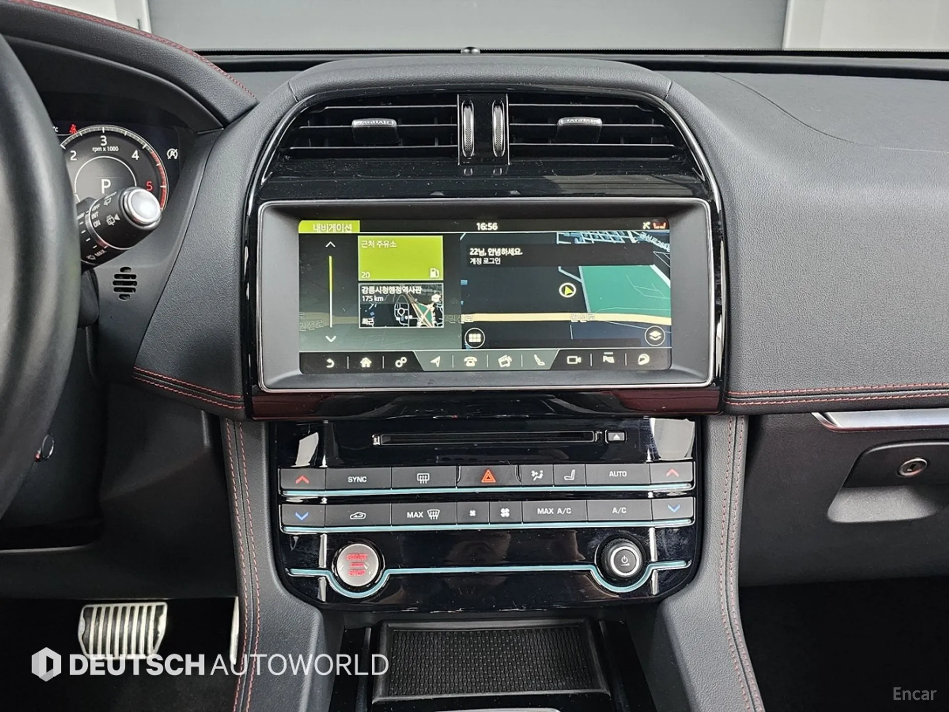 Jaguar F-PACE превью 14