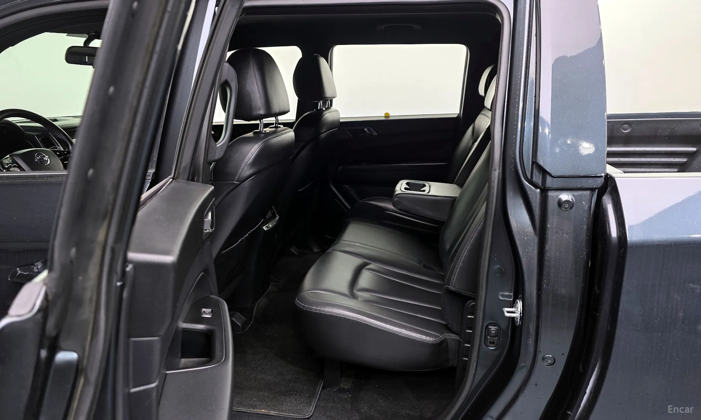 KG Mobility (SsangYong) Rexton Sports превью 17