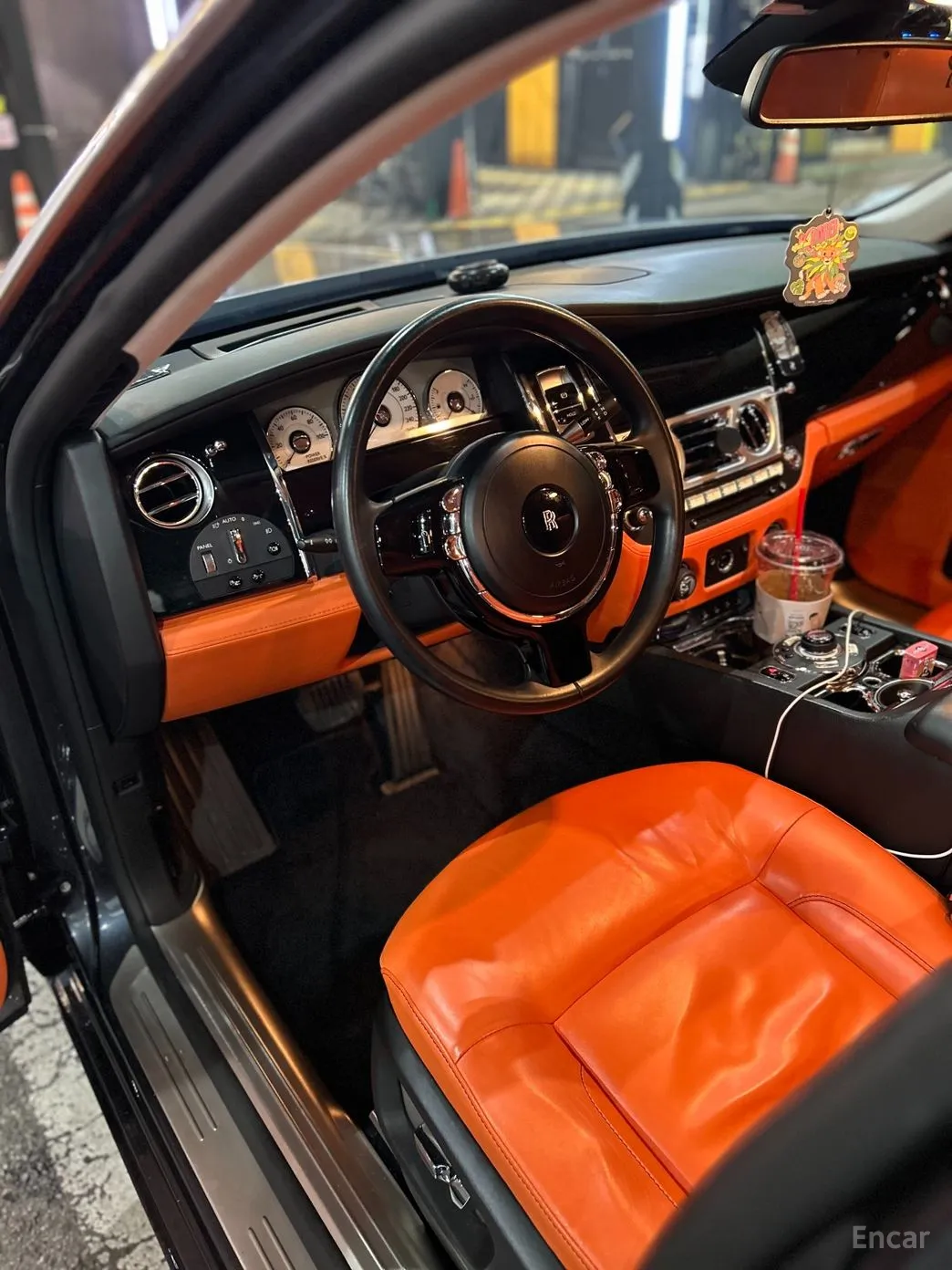 Rolls-Royce Ghost превью 15
