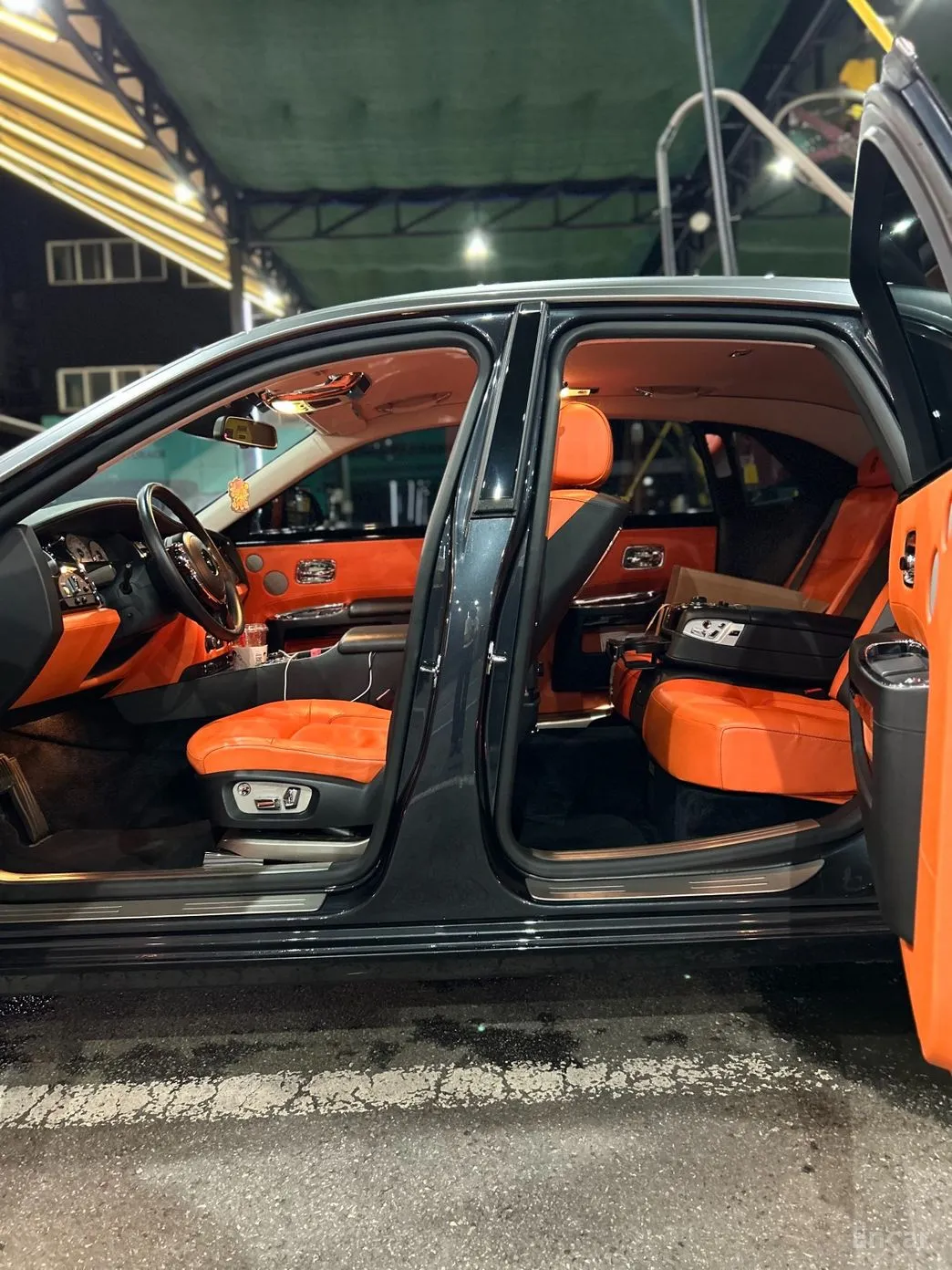Rolls-Royce Ghost превью 16