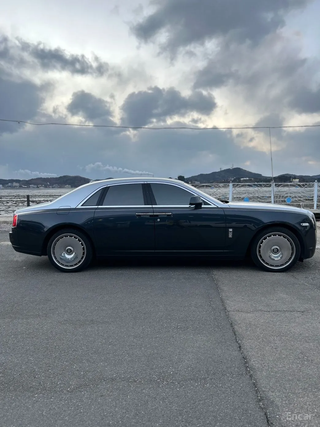 Rolls-Royce Ghost превью 18