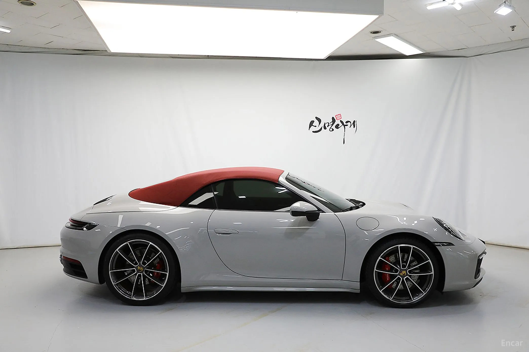 Porsche 911 (992) превью 4