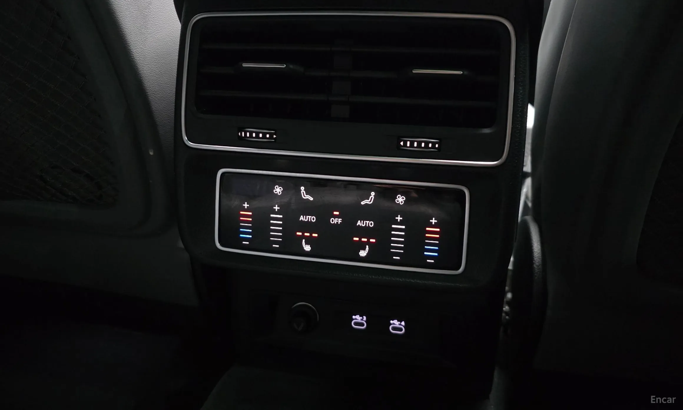 Audi Q8 (4M) превью 19