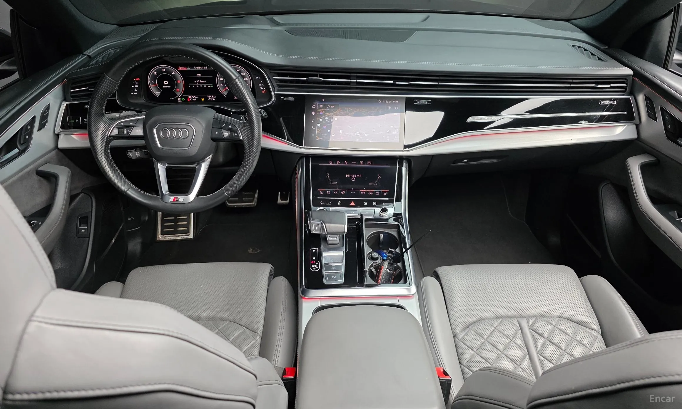 Audi Q8 (4M) превью 7