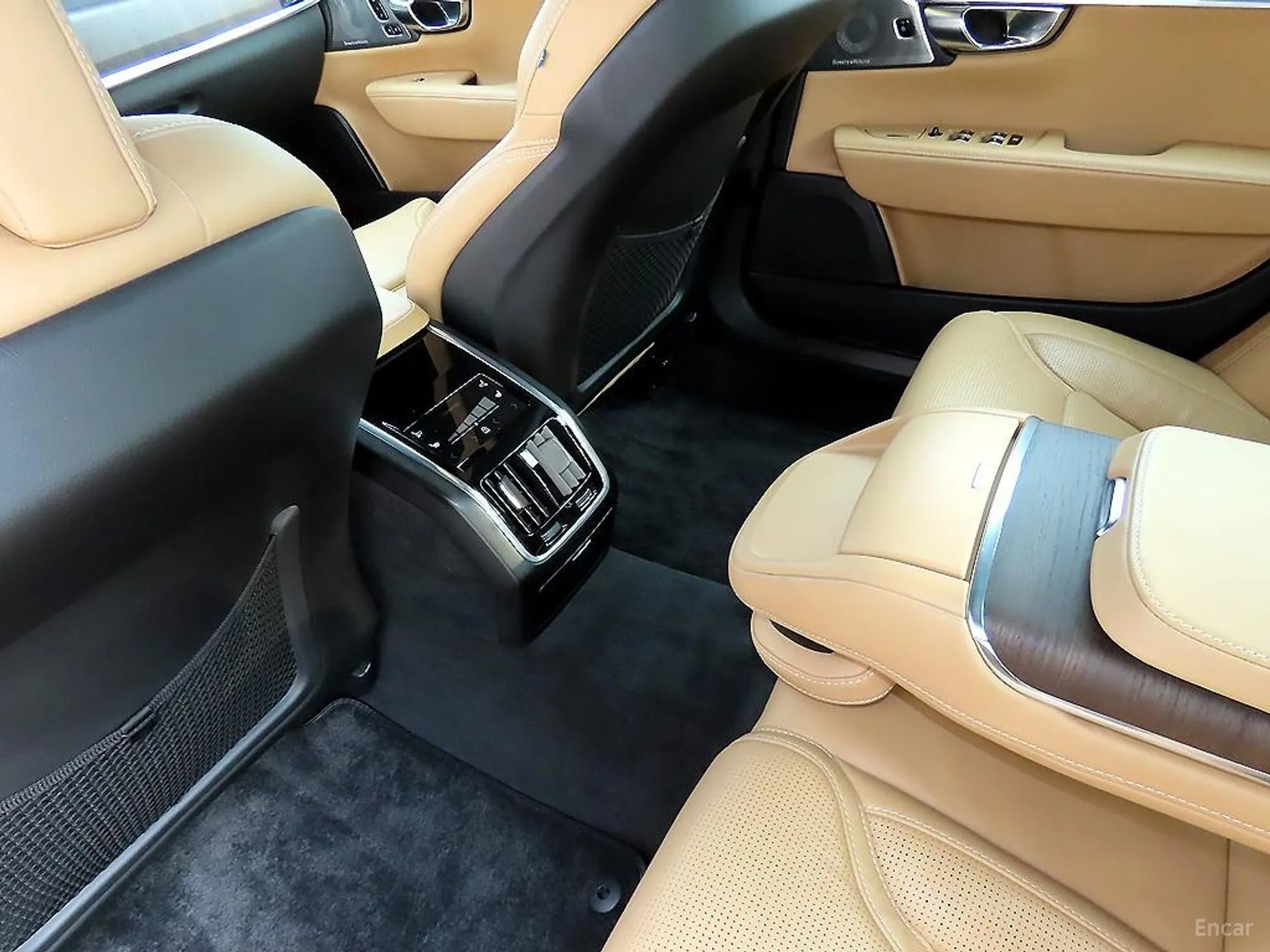Volvo S90 превью 16